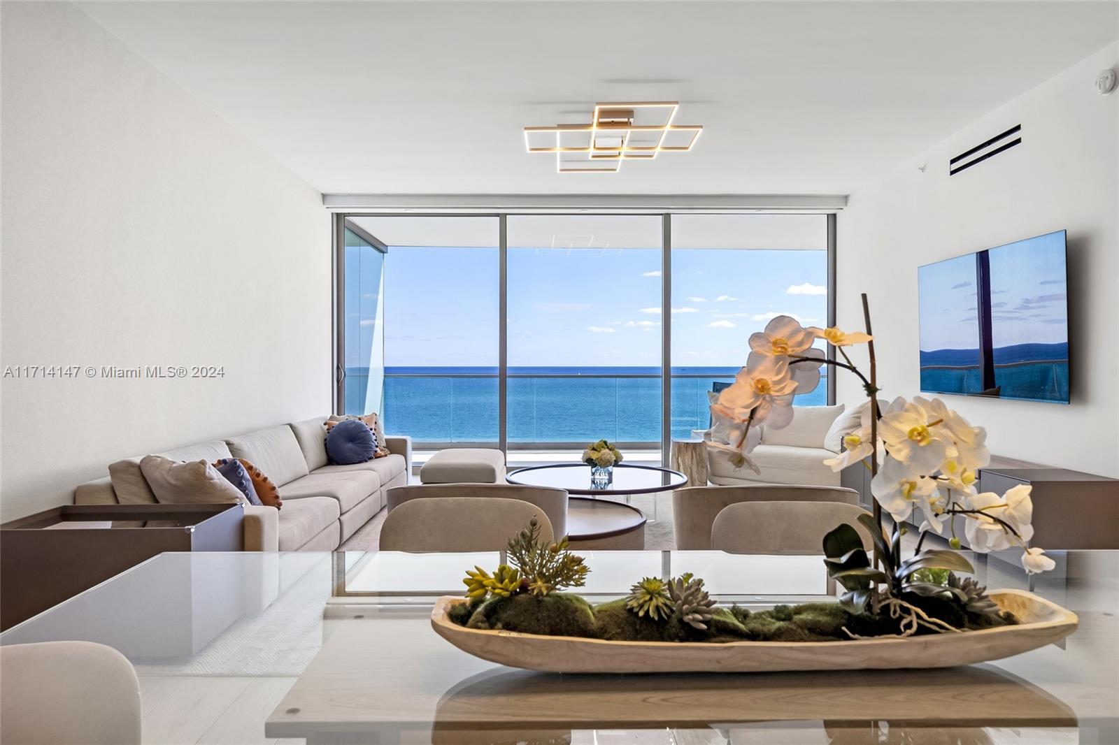 OCEANA BAL HARBOUR CONDO - Residential