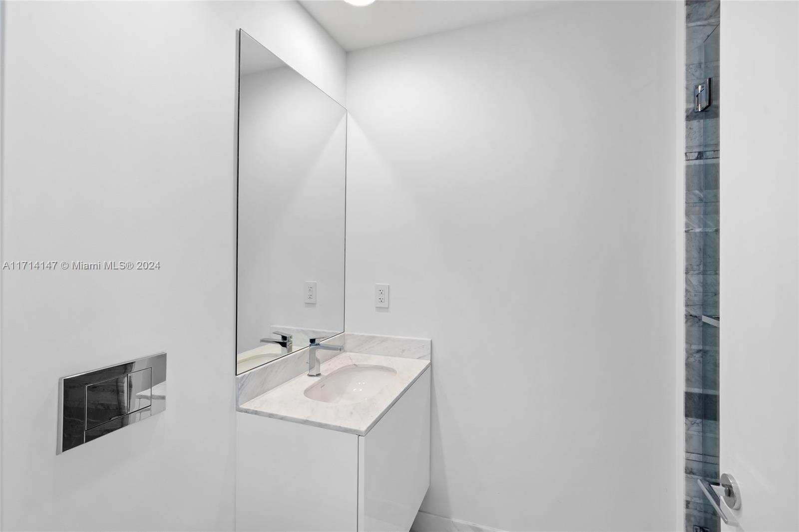 OCEANA BAL HARBOUR CONDO - Residential