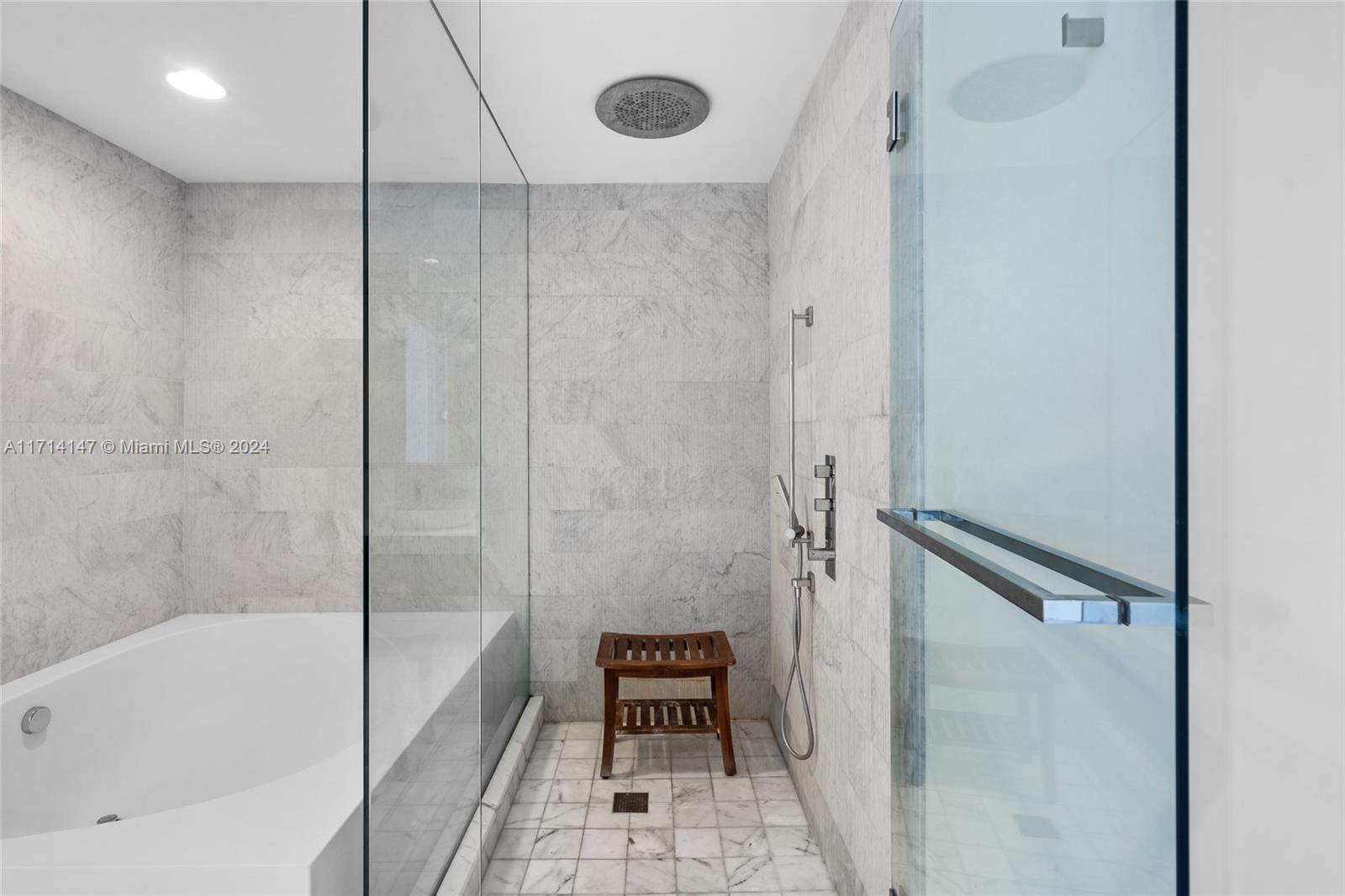 OCEANA BAL HARBOUR CONDO - Residential