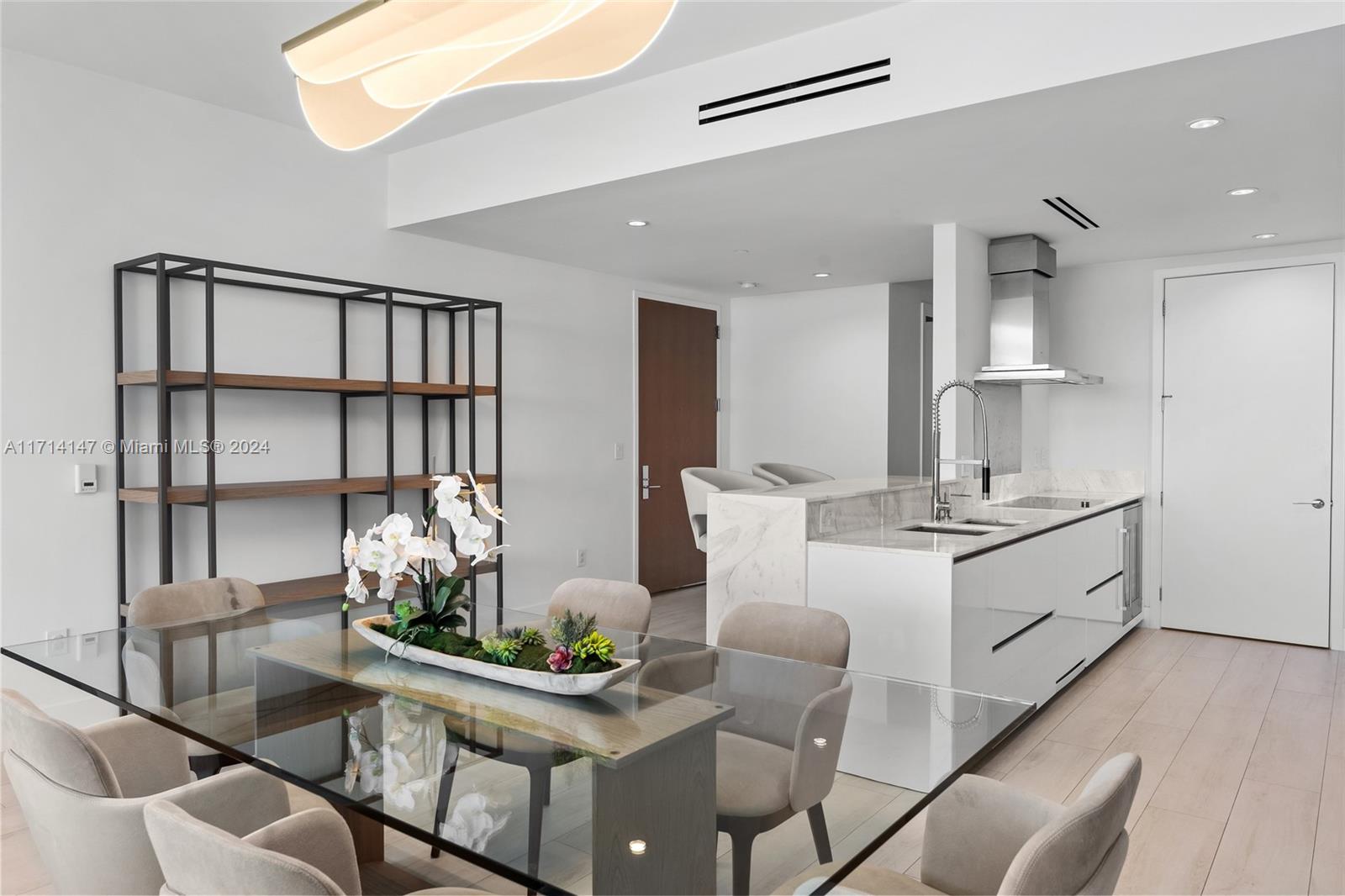 OCEANA BAL HARBOUR CONDO - Residential
