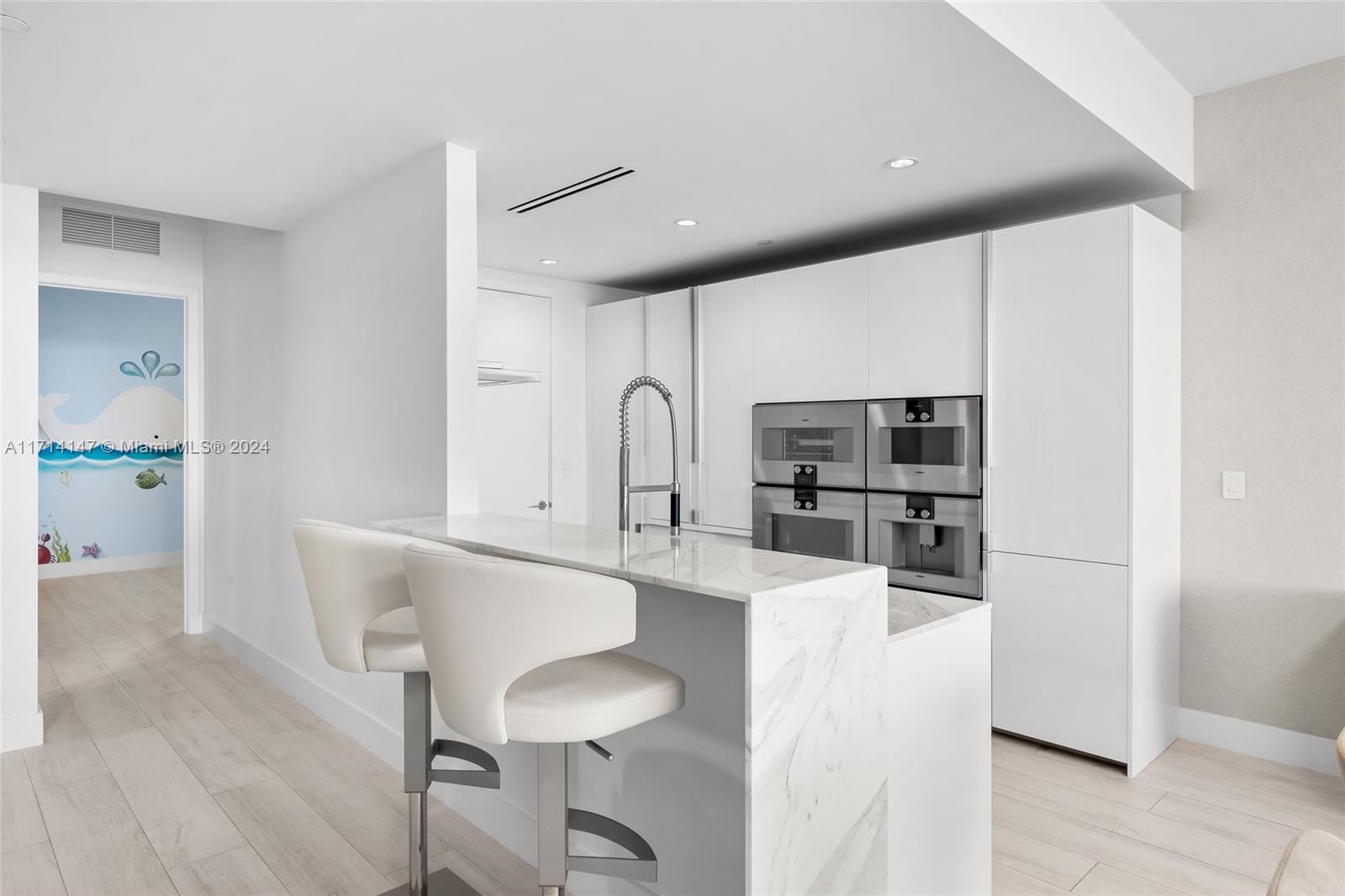 OCEANA BAL HARBOUR CONDO - Residential