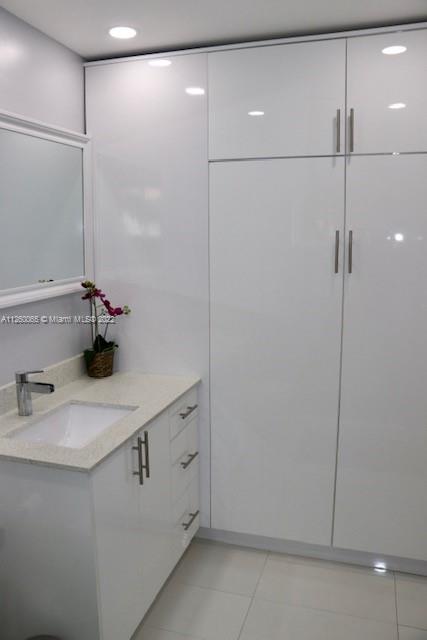 SECTORS 3 & 4 BOUNDARY PL - Residential Lease