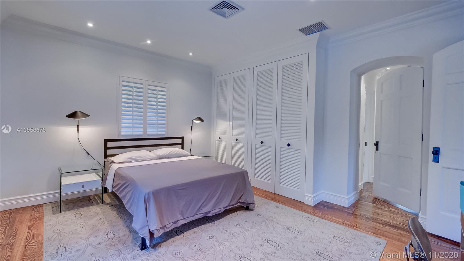 CORAL GABLES BISCAYNE BAY - Residential