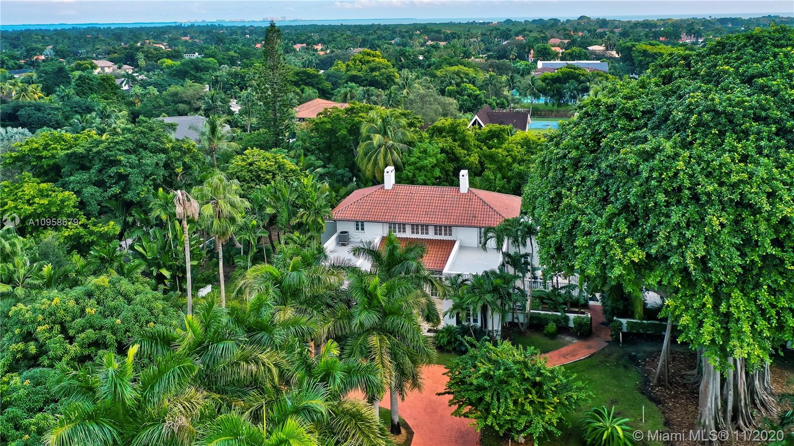 CORAL GABLES BISCAYNE BAY - Residential