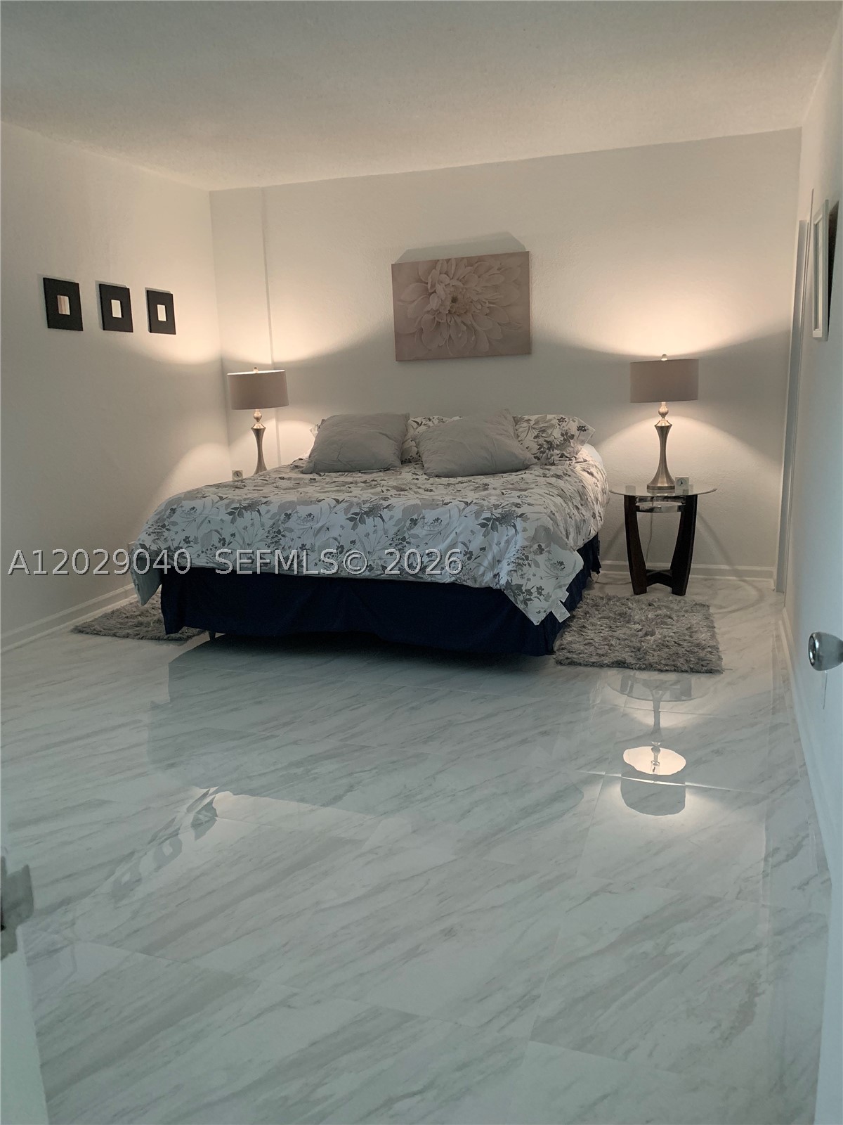 TIDES ON HOLLYWOOD BEACH - Residential