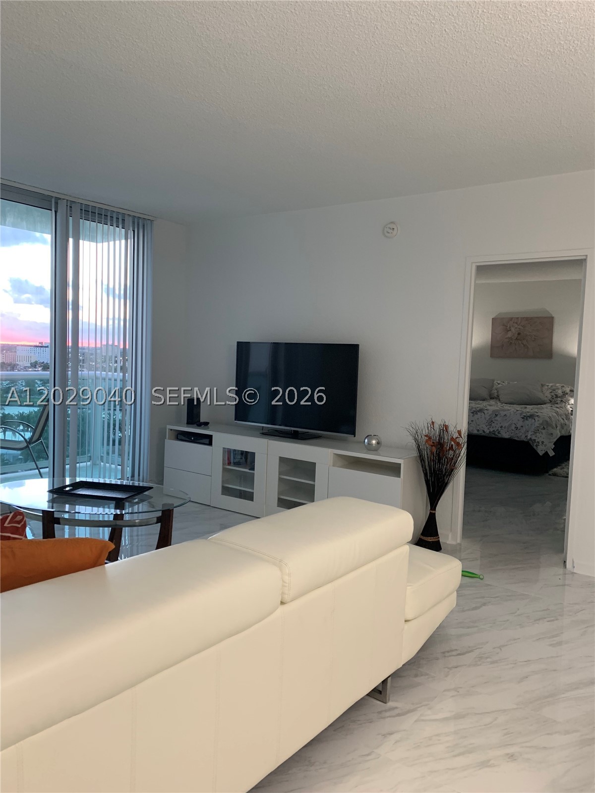 TIDES ON HOLLYWOOD BEACH - Residential