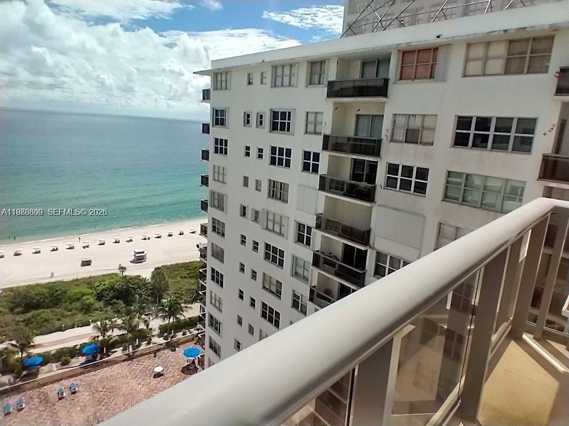 MAISON GRANDE CONDO - Residential