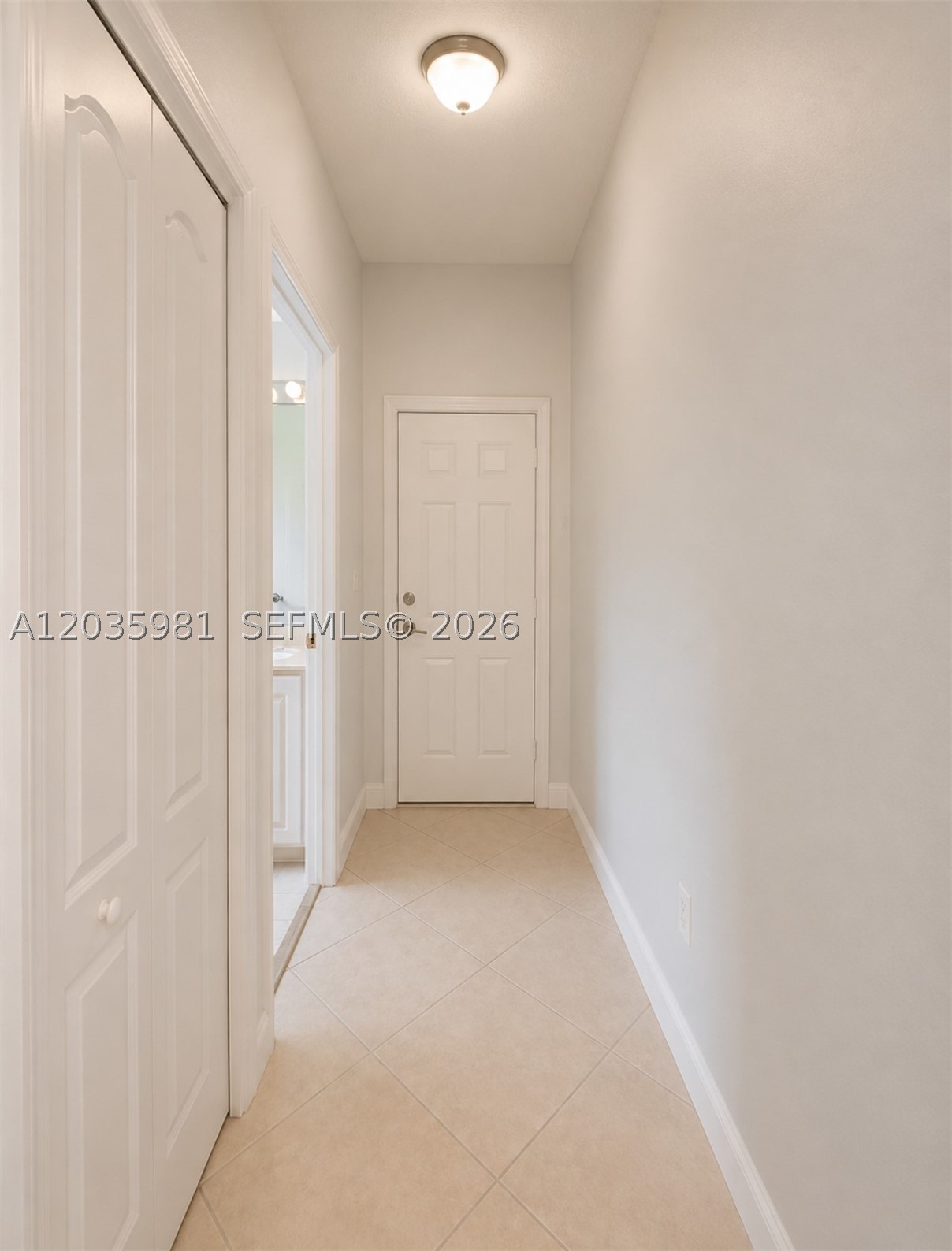 MARY - Residential