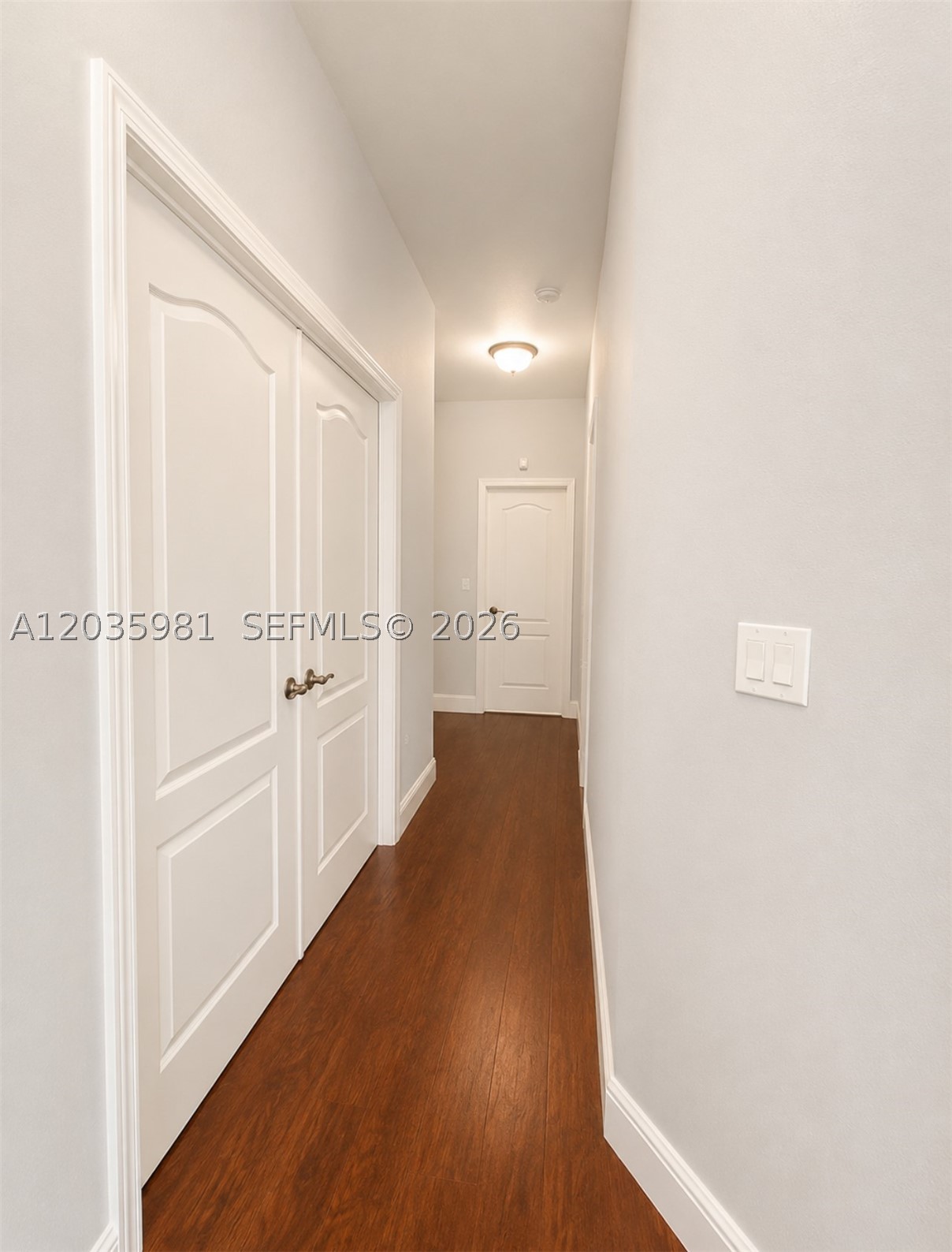 MARY - Residential