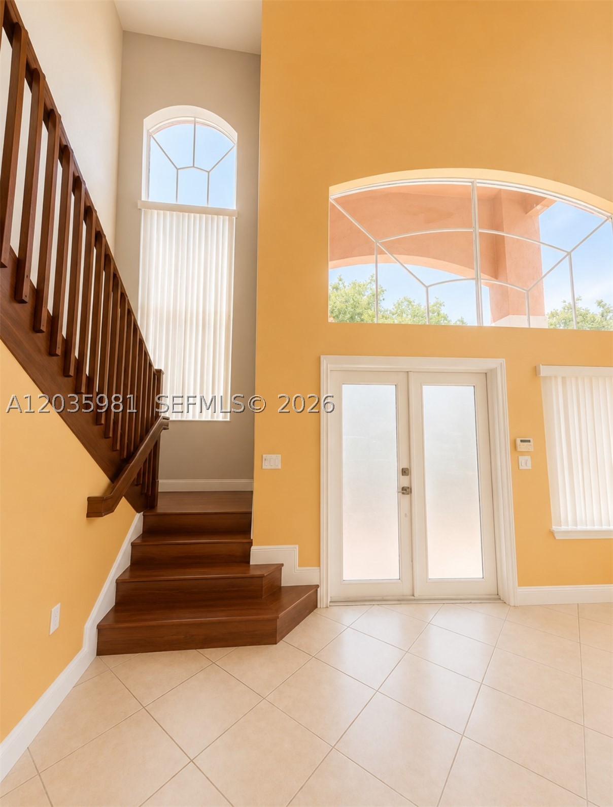 MARY - Residential