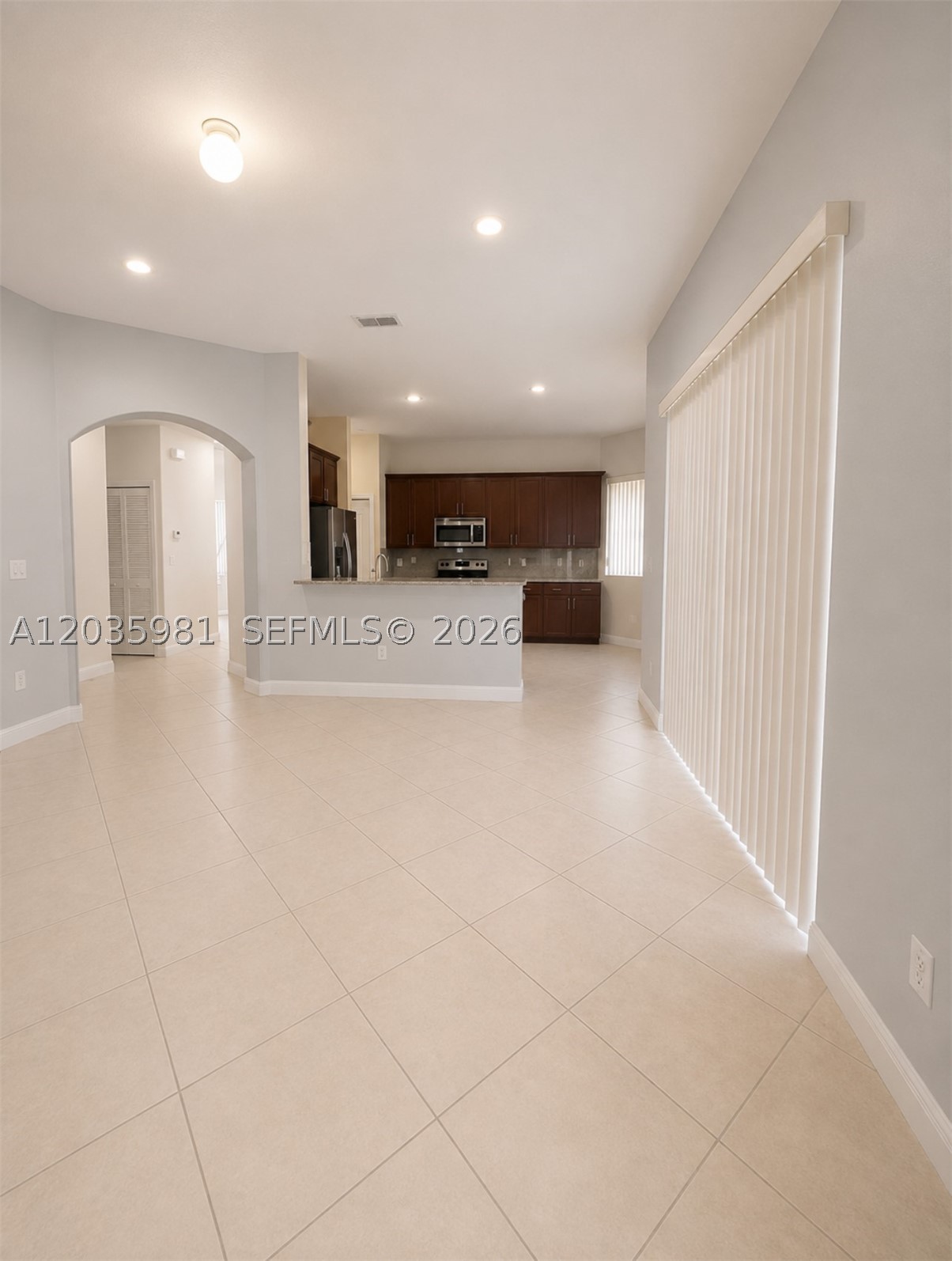 MARY - Residential