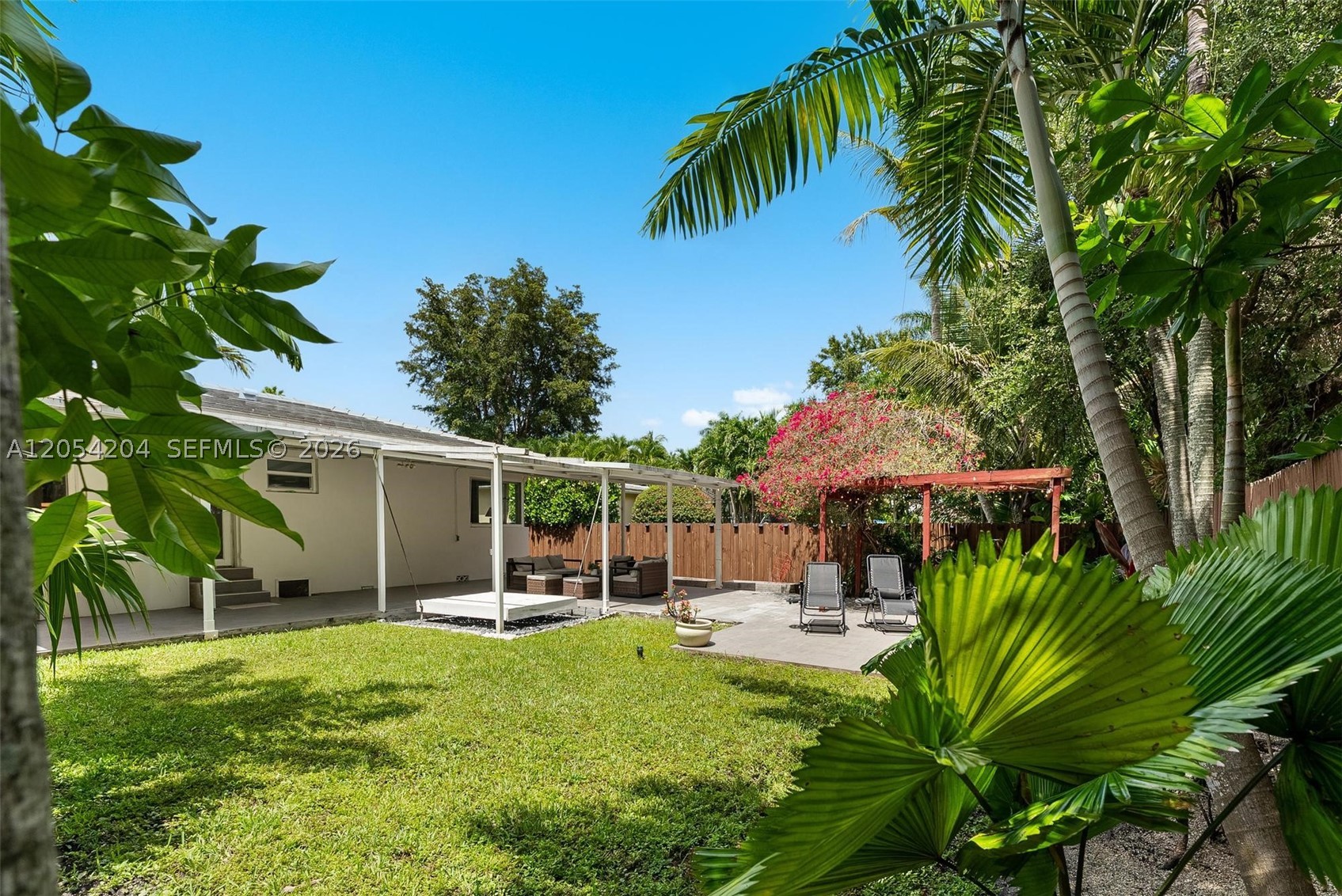 BAYWOOD - Residential