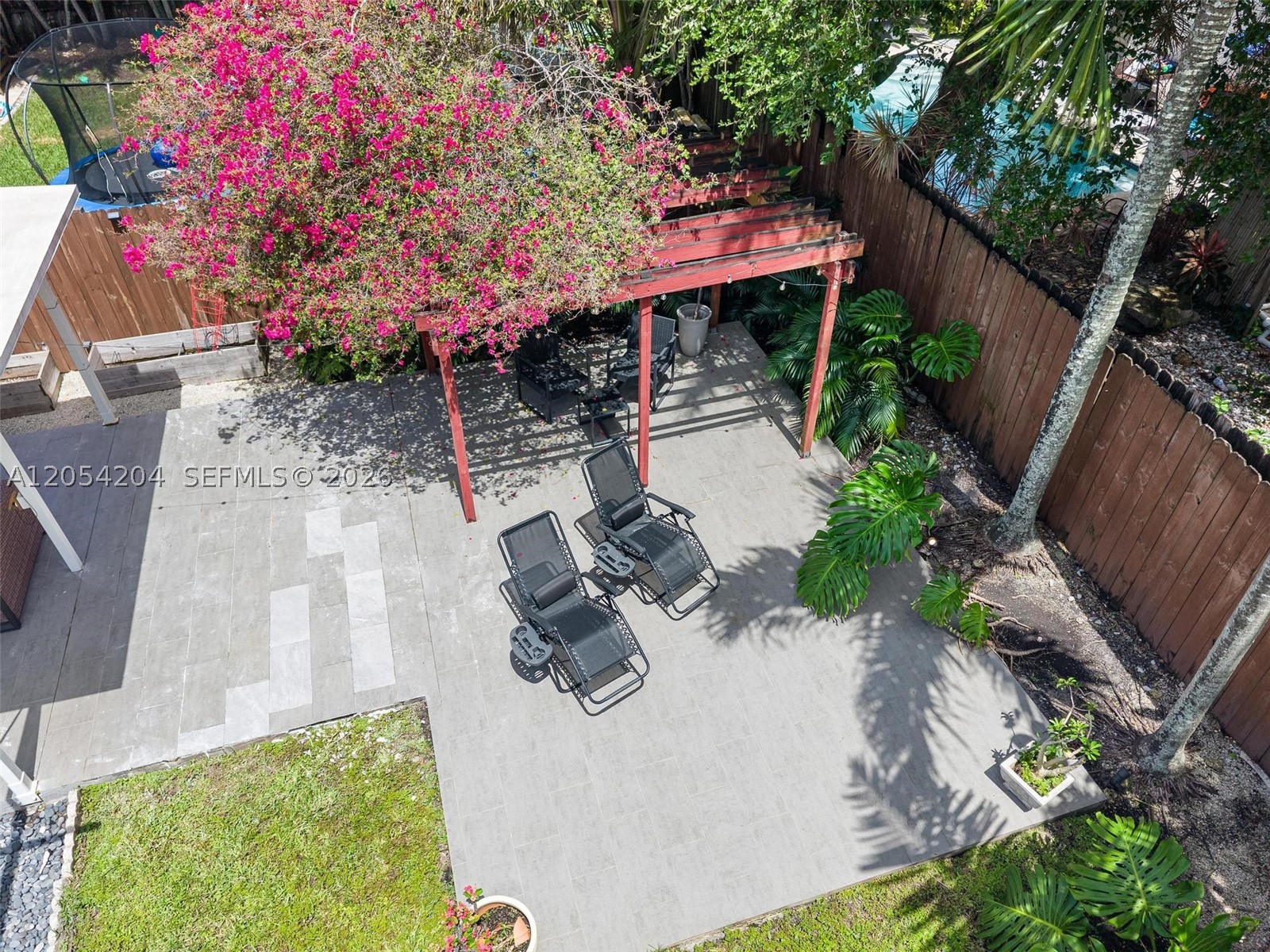 BAYWOOD - Residential