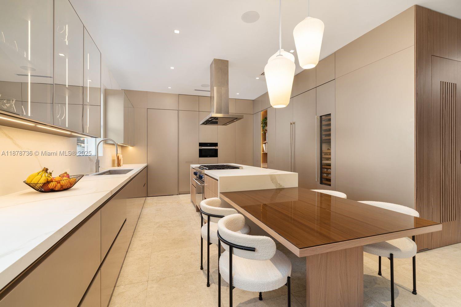 CRYSTAL BLUFF - Residential