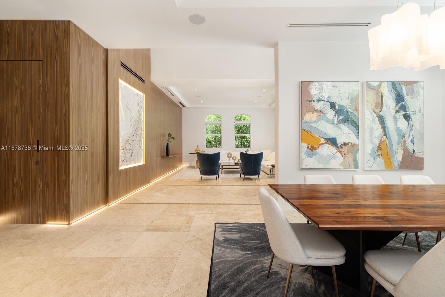 CRYSTAL BLUFF - Residential