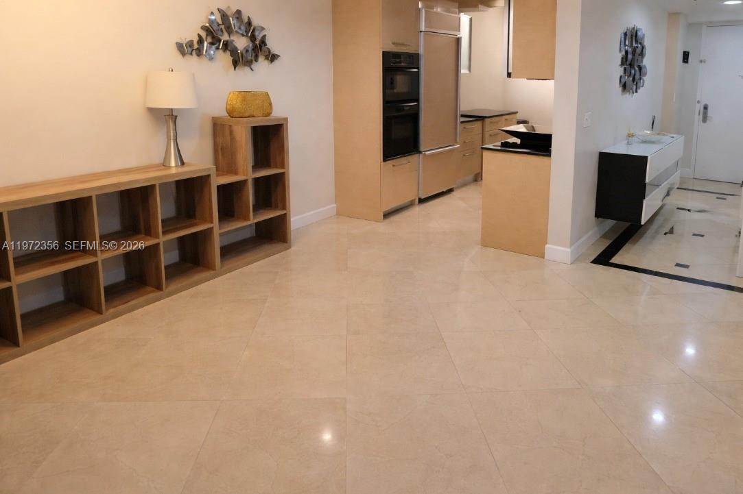 BEACH CLUB CONDO - Residential