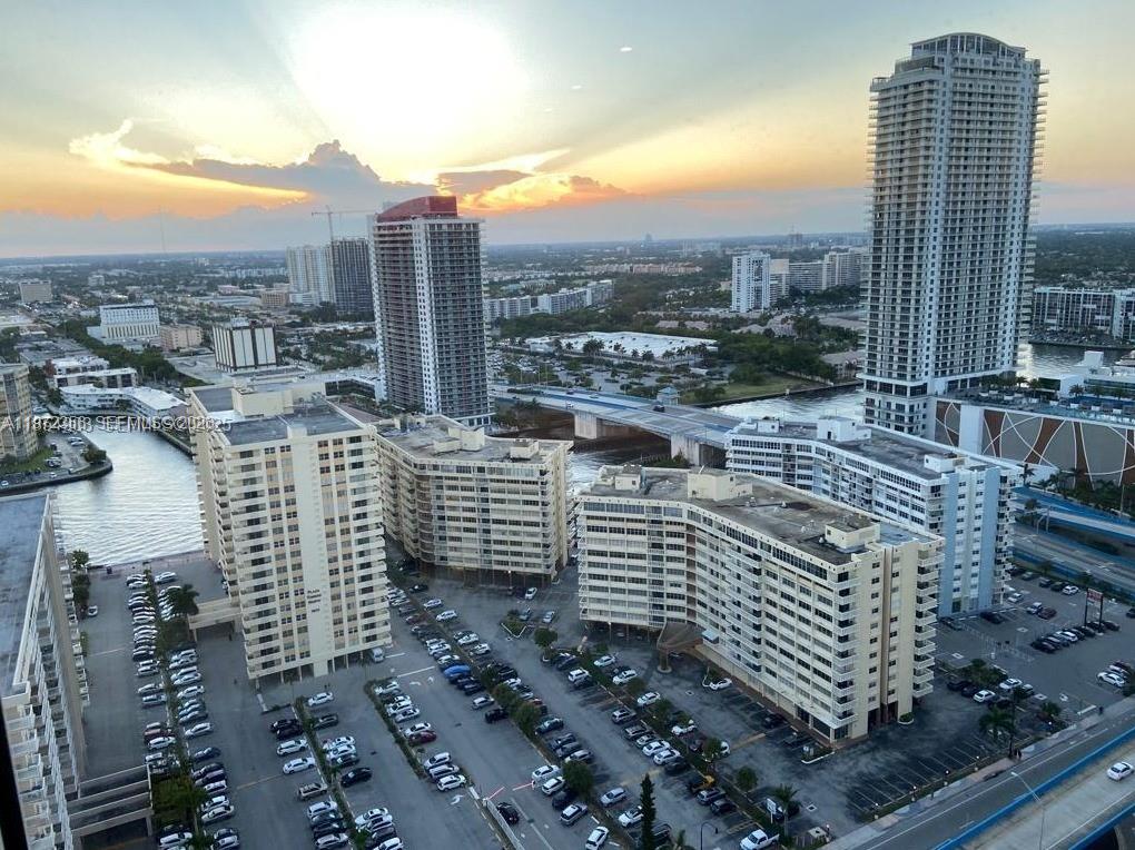 BEACH CLUB CONDO - Residential