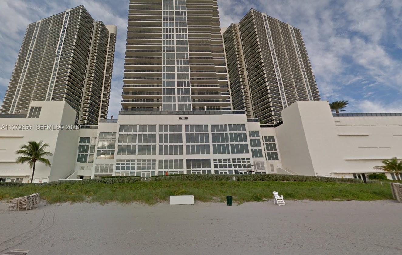 BEACH CLUB CONDO - Residential