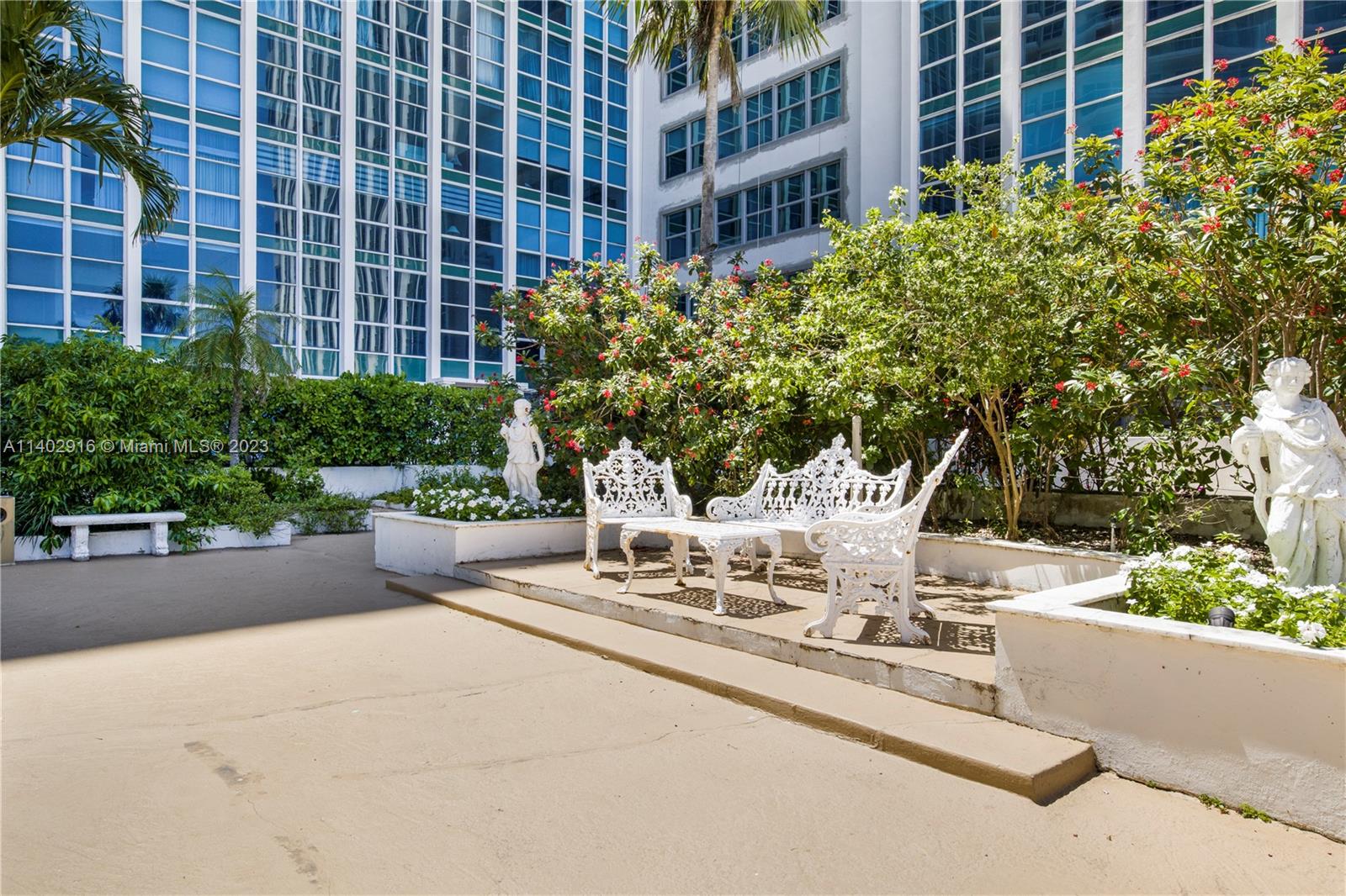 CRYSTAL HOUSE CONDO - Residential