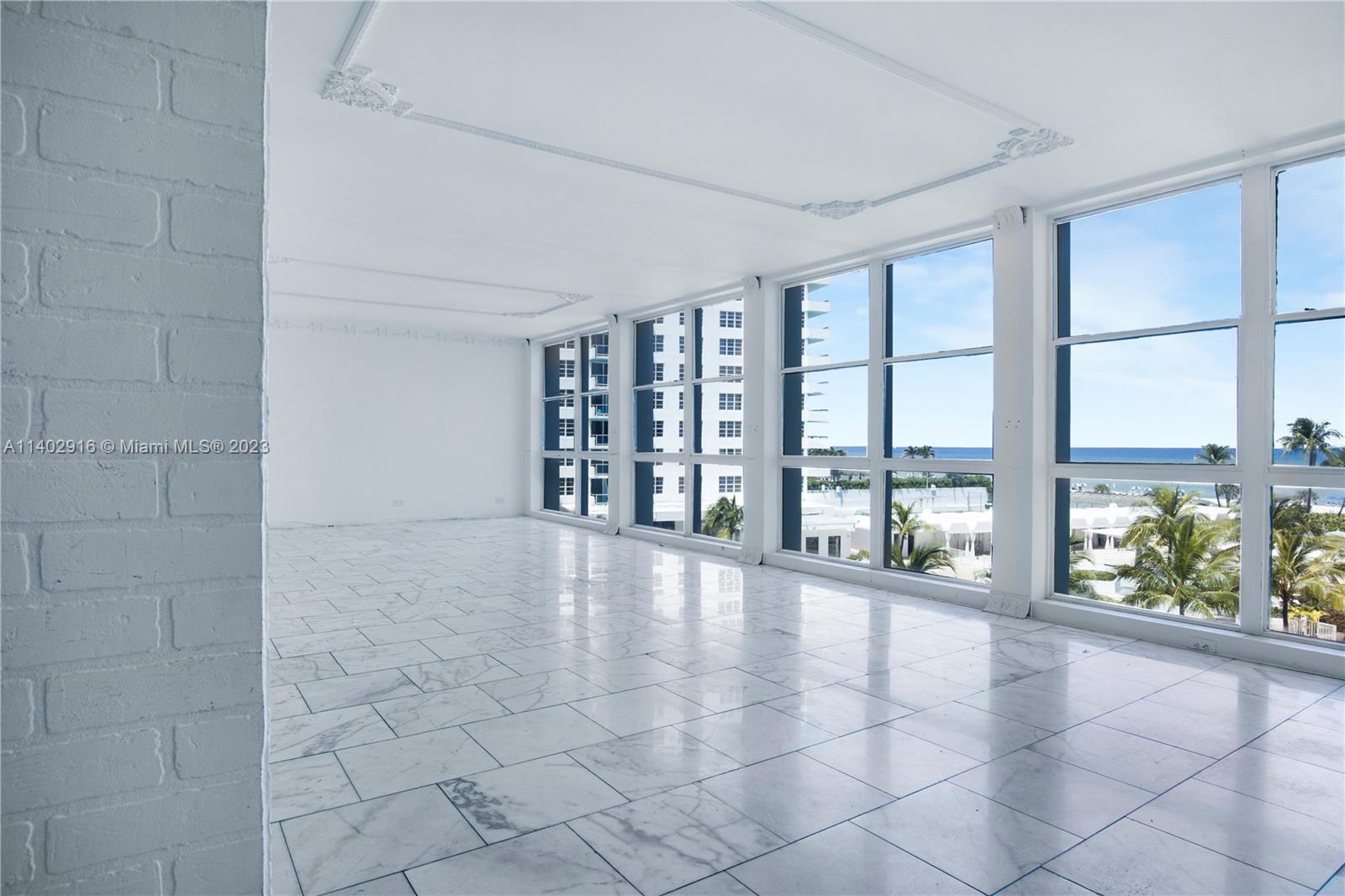 CRYSTAL HOUSE CONDO - Residential