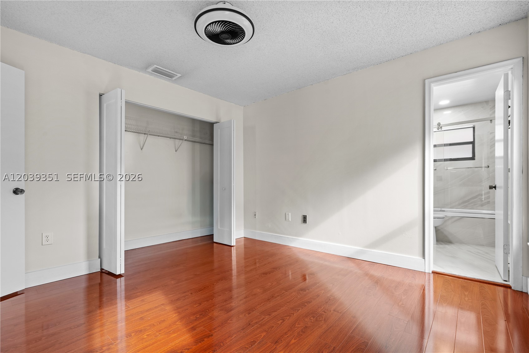 ARBORGATE KENDALL LK E CO - Residential