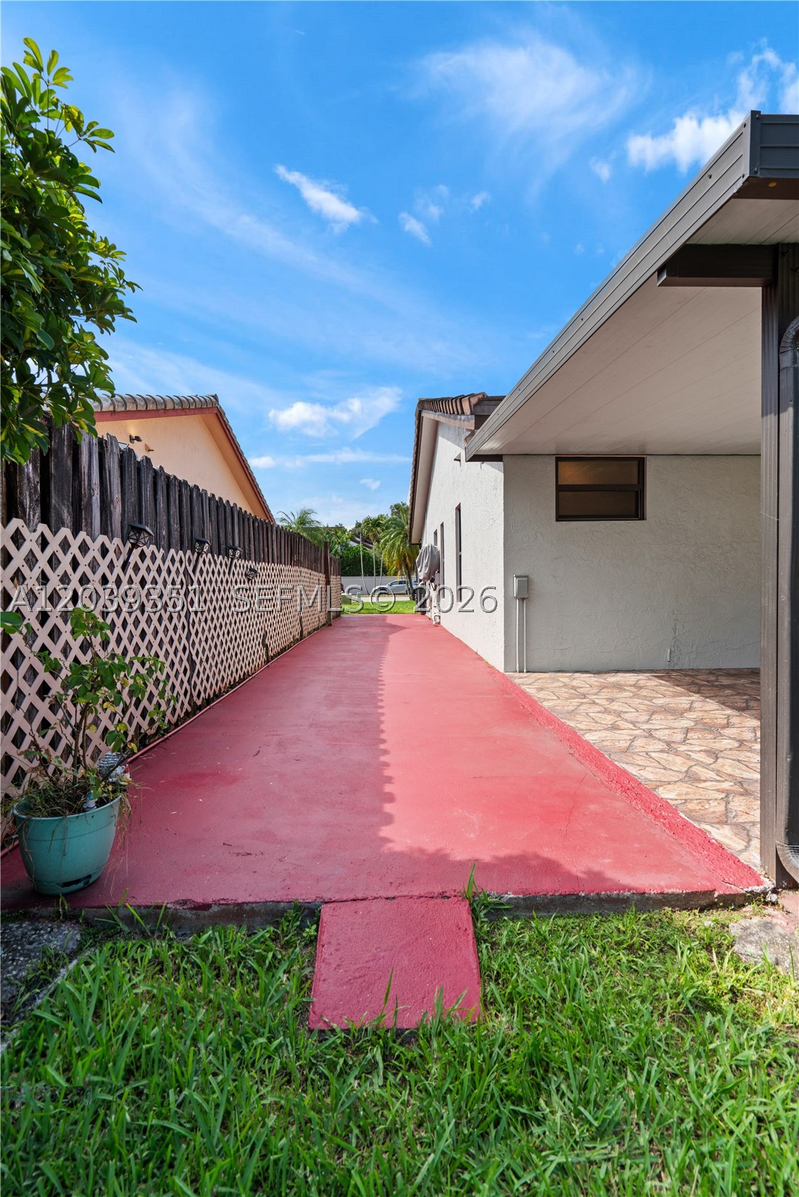 ARBORGATE KENDALL LK E CO - Residential