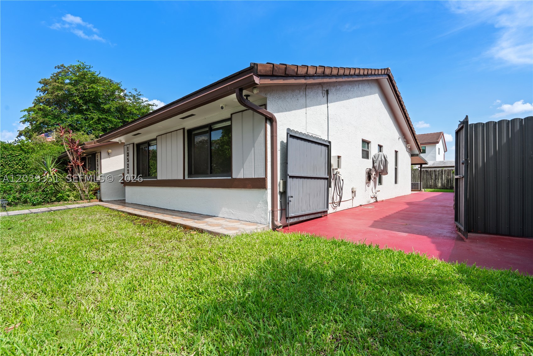 ARBORGATE KENDALL LK E CO - Residential