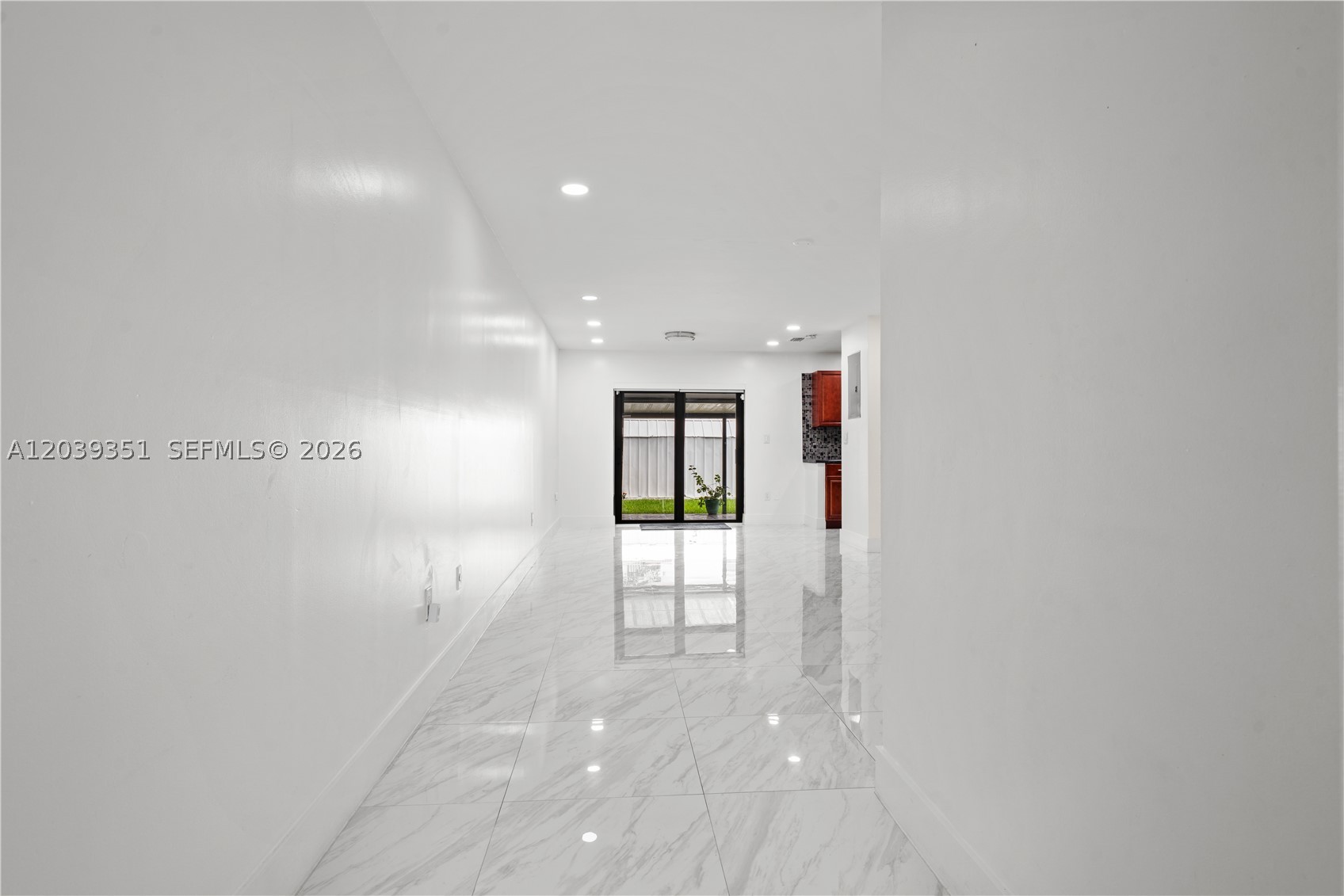 ARBORGATE KENDALL LK E CO - Residential