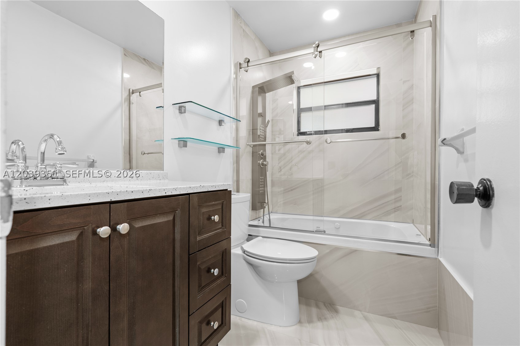 ARBORGATE KENDALL LK E CO - Residential