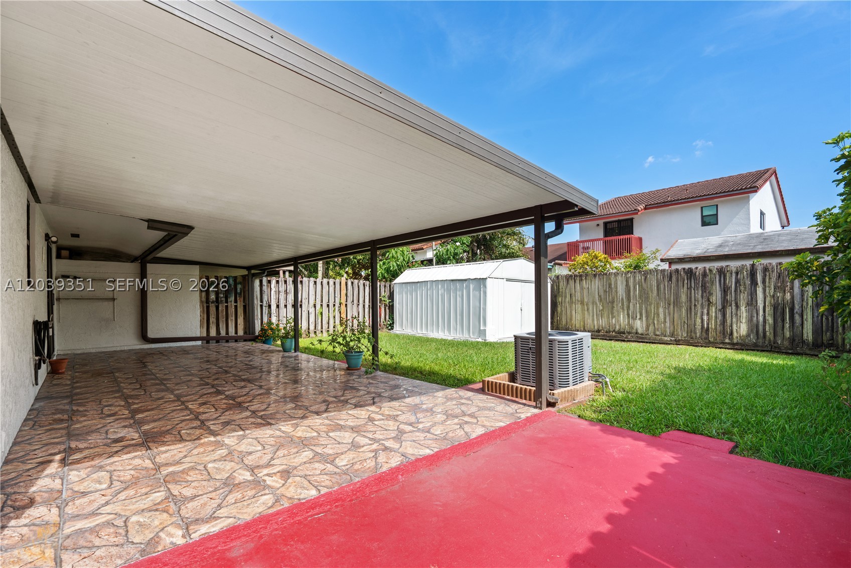 ARBORGATE KENDALL LK E CO - Residential