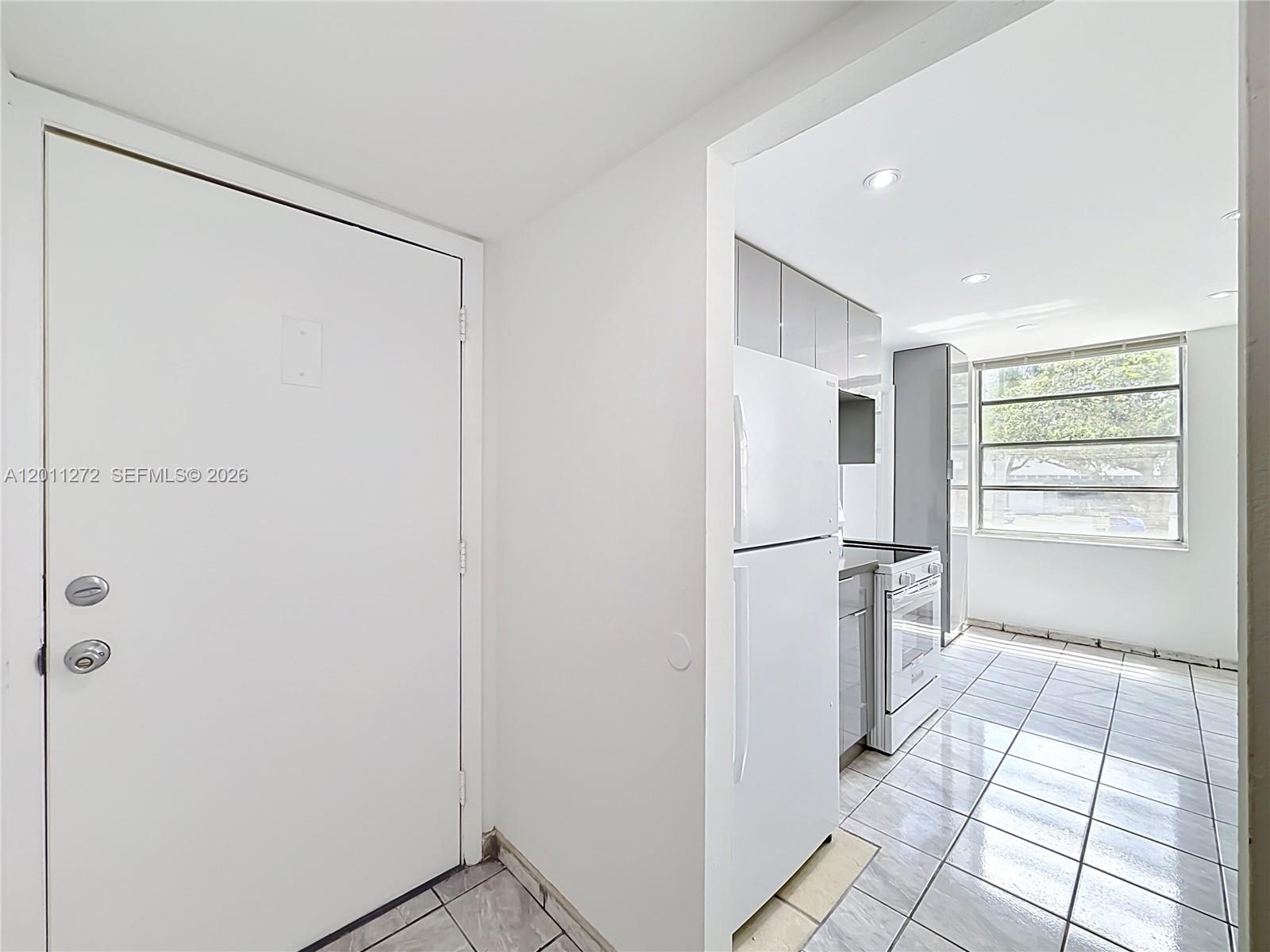 THREE SEASONS CONDO BLDG - Residential