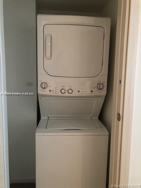 801 SMA RESIDENCES CONDO - Residential Lease