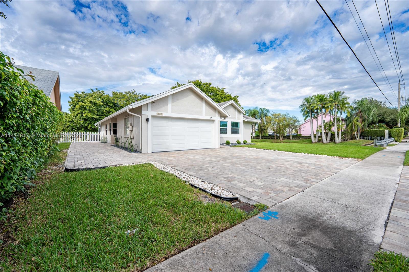 SAWGRASS ESTATES - Residential Lease