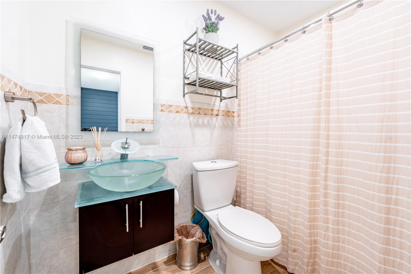 SAWGRASS ESTATES - Residential Lease