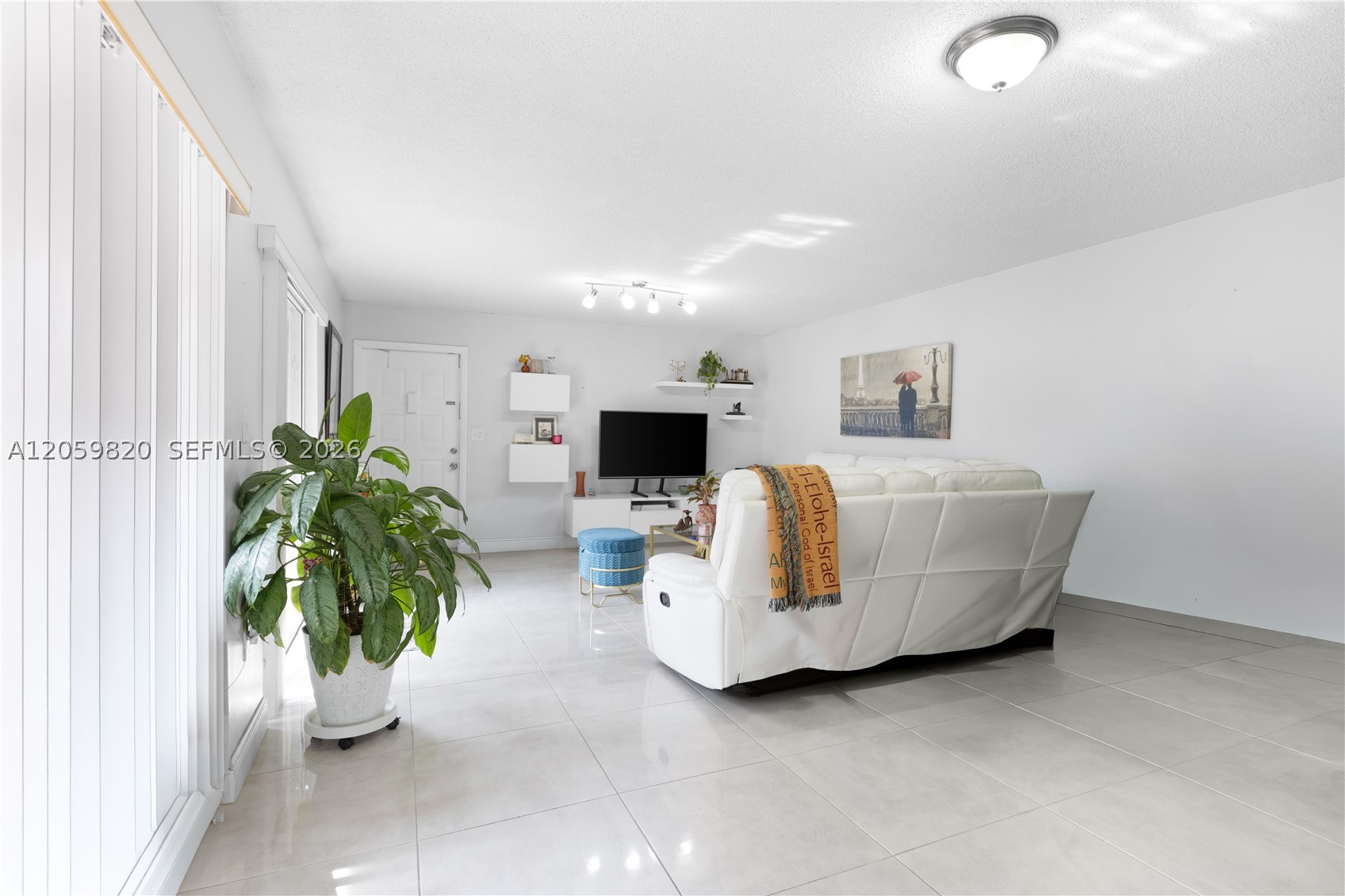 Kendall Center - Residential