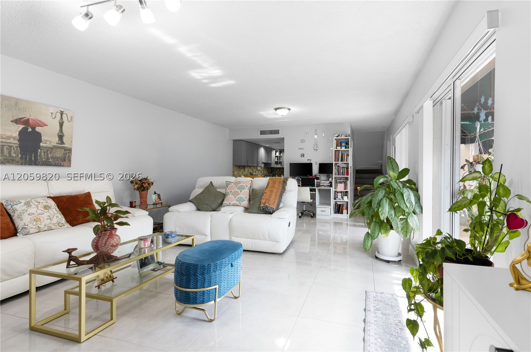 Kendall Center - Residential