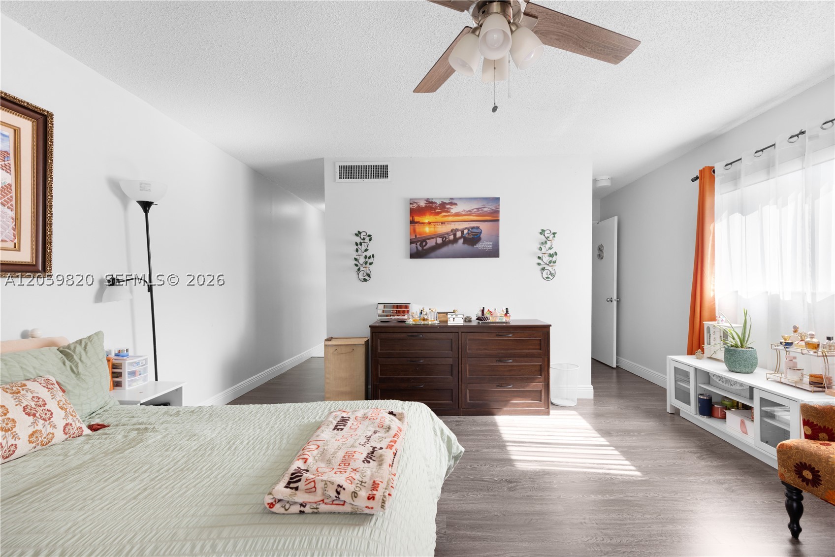 Kendall Center - Residential