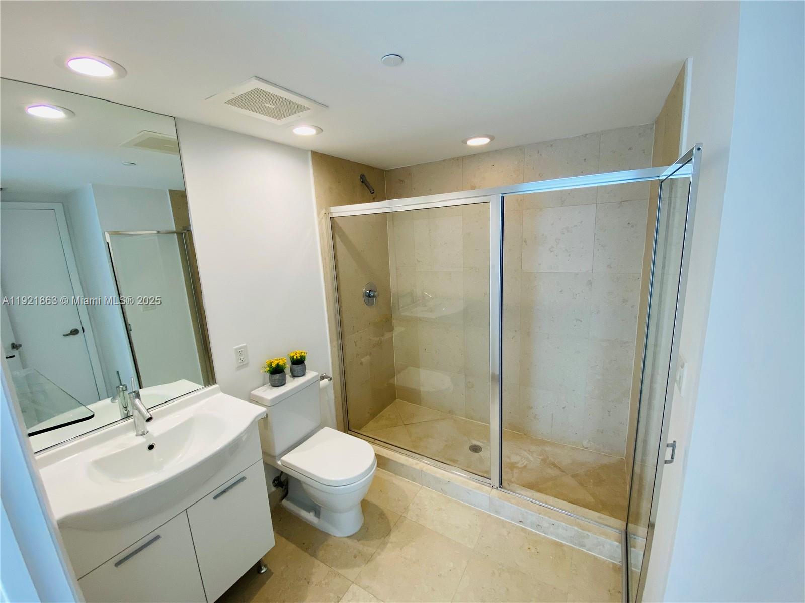 ICONBRICKELL CONDO NO 1 - Residential