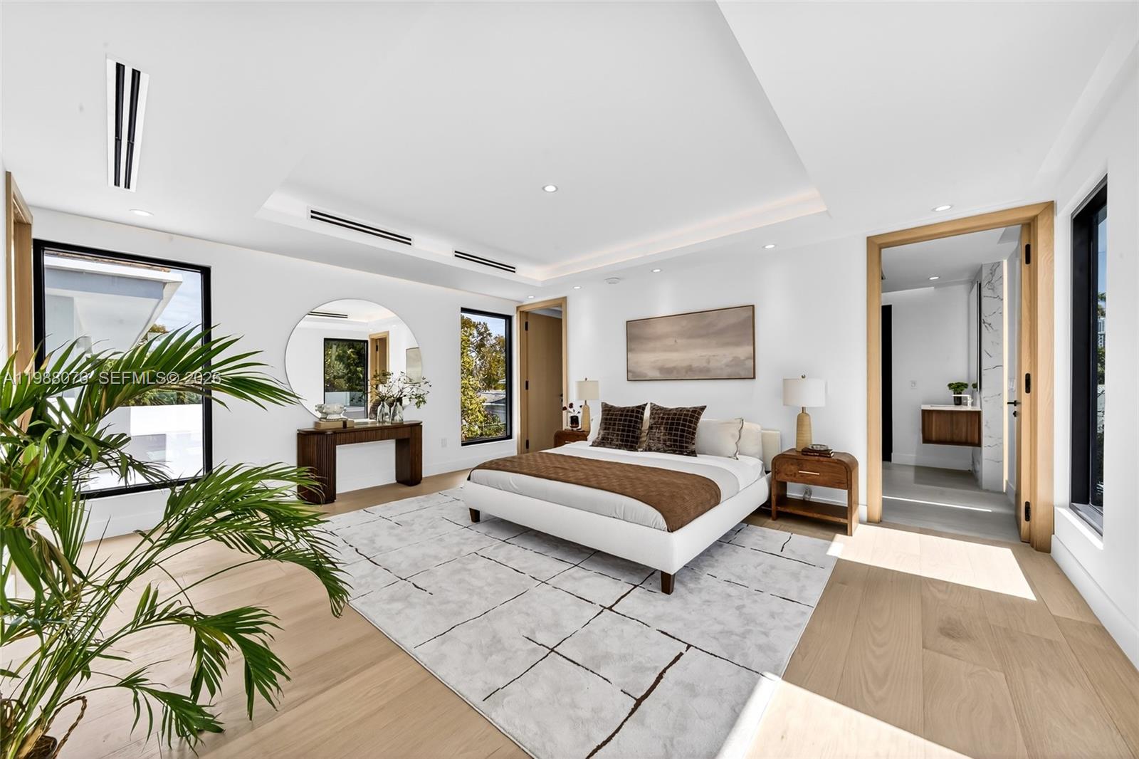 BRICKELL ESTATES - Residential