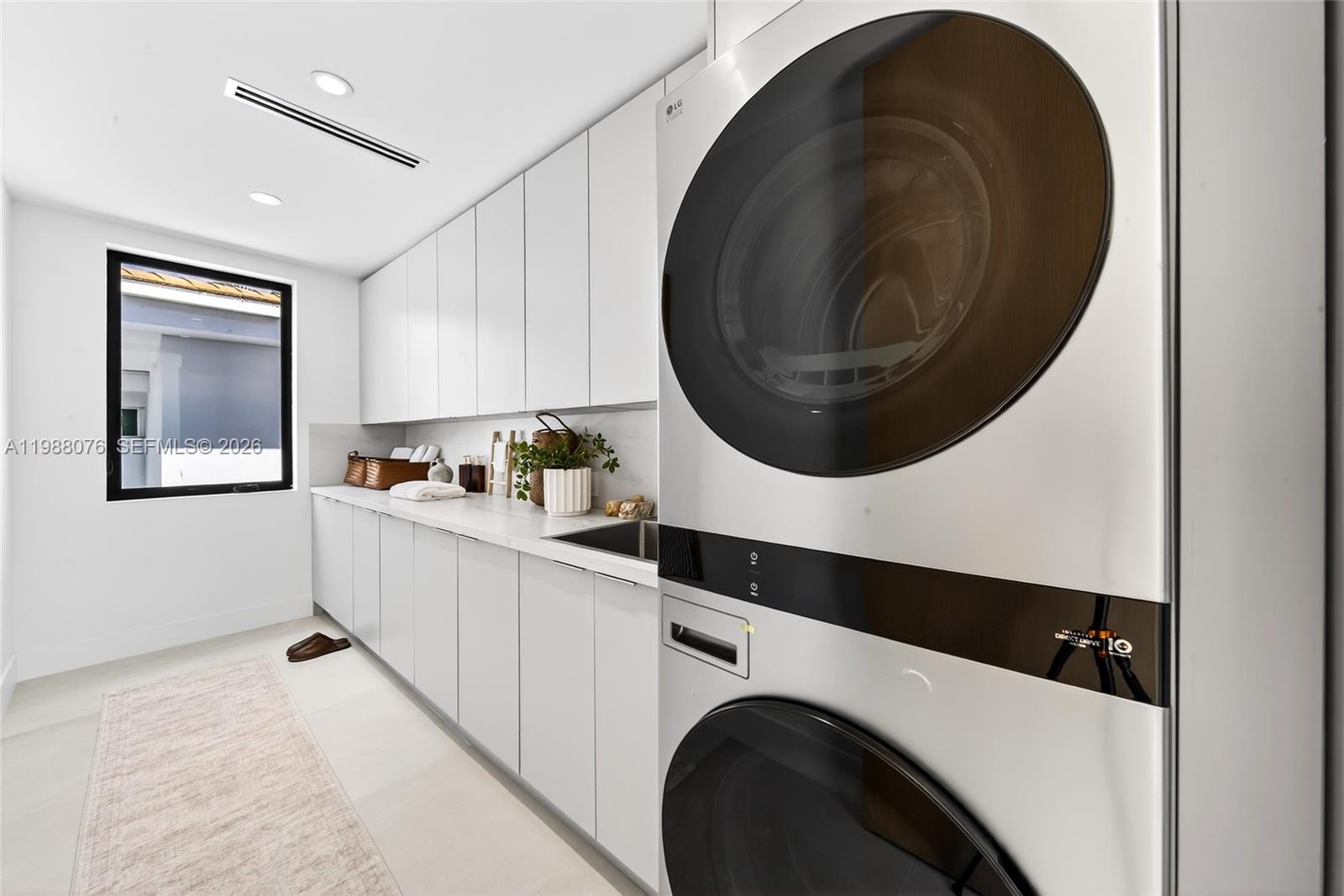 BRICKELL ESTATES - Residential