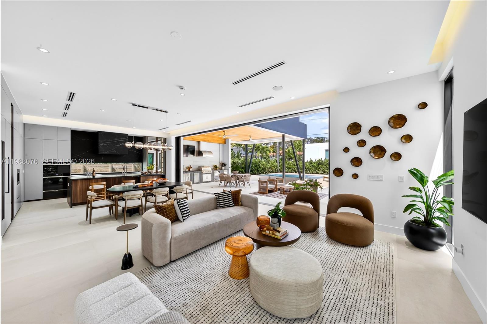 BRICKELL ESTATES - Residential