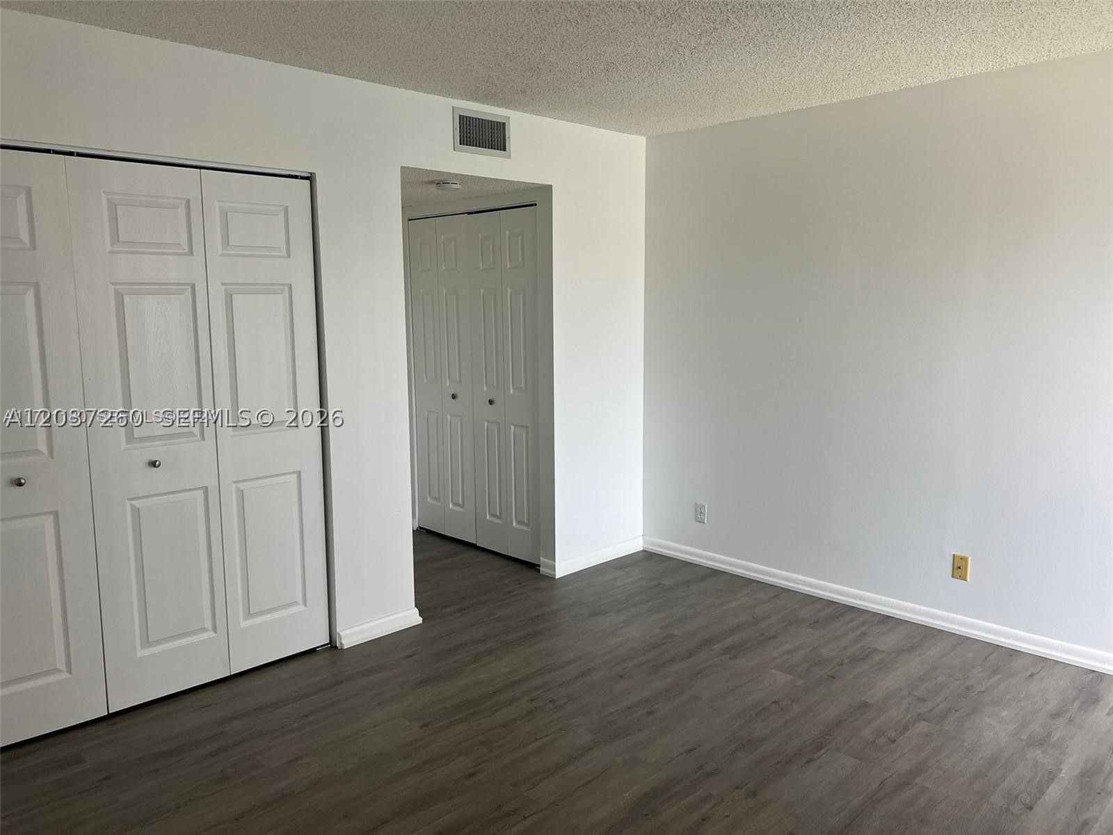 LAKESHORE AT UNIVERSITY P - Residential Lease