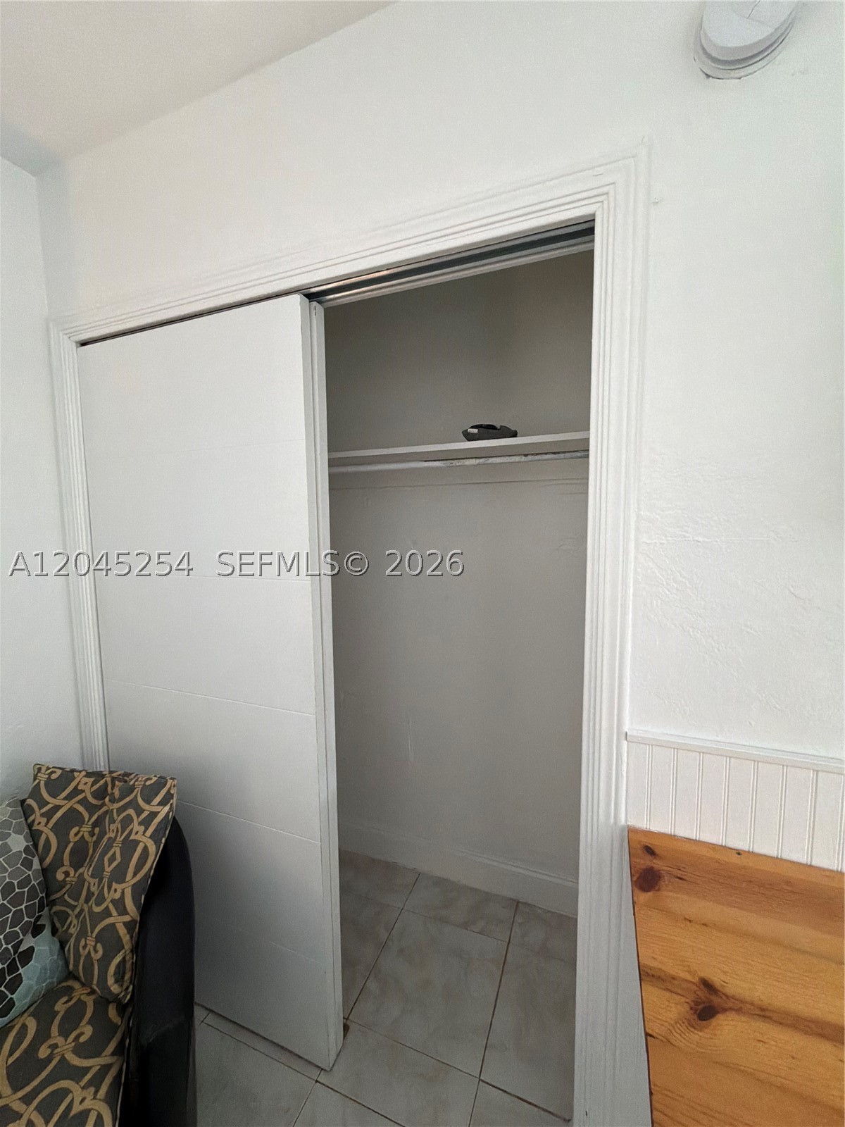 DANIA BEACH - Residential Lease