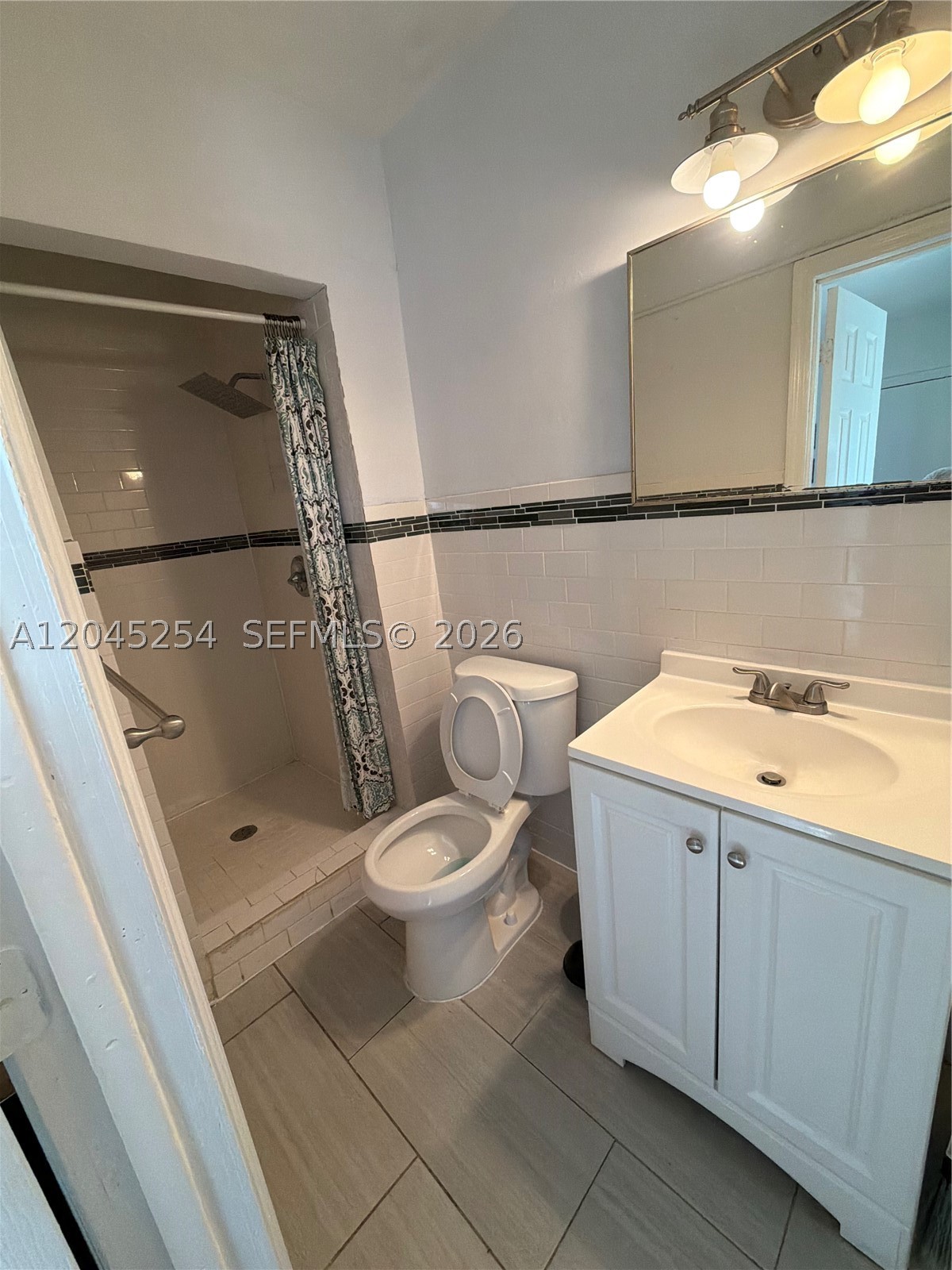 DANIA BEACH - Residential Lease
