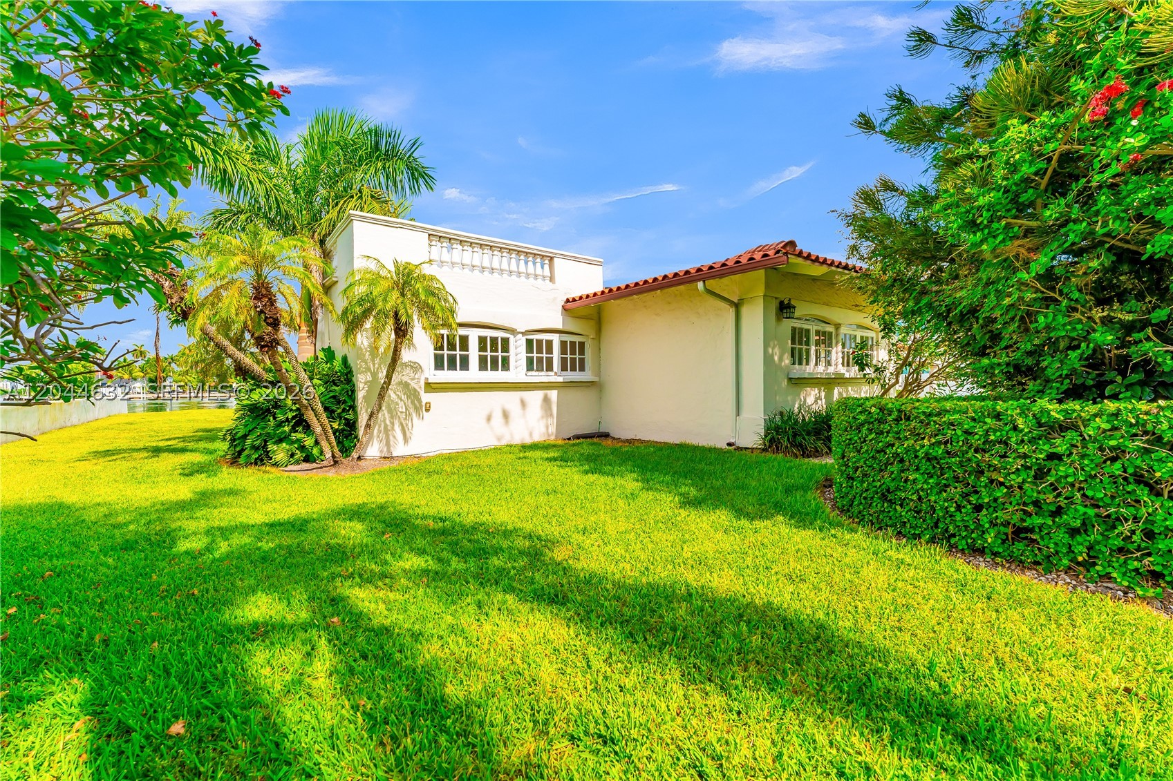 TREASURE ISLAND - Residential