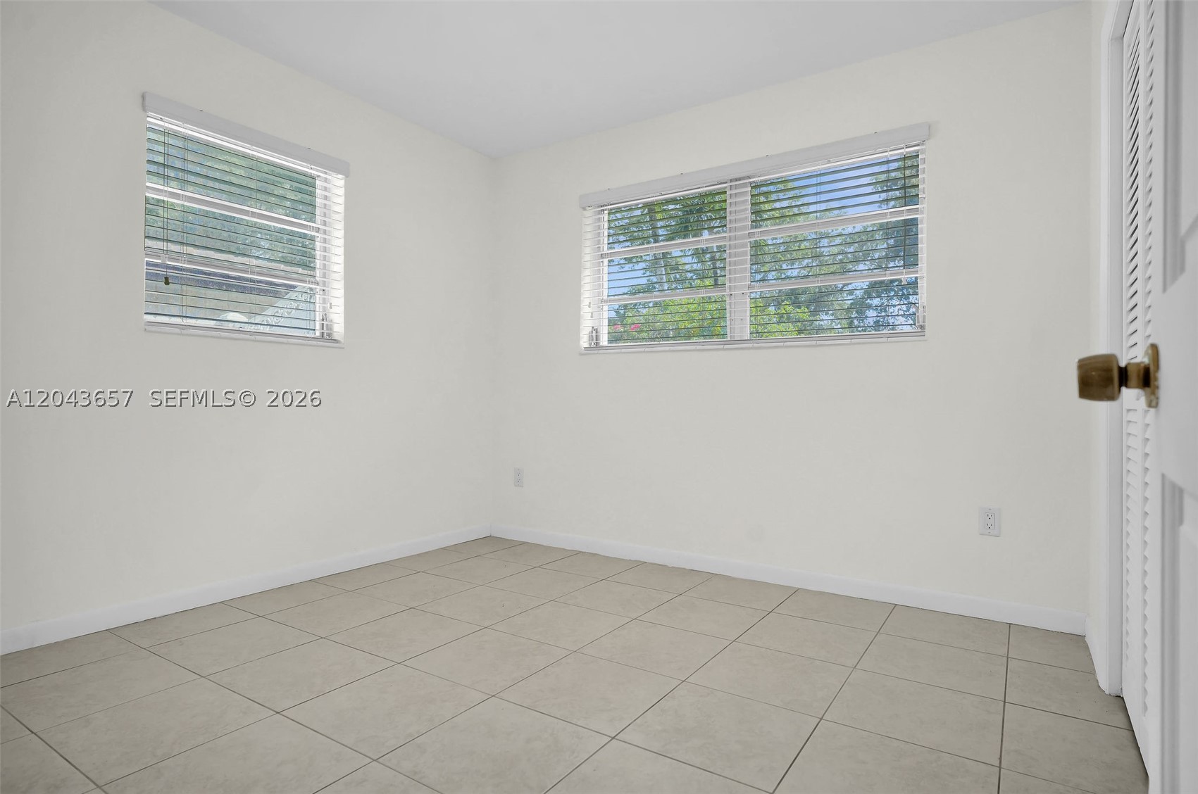 MIAMI LAKES SEC 2 - Residential