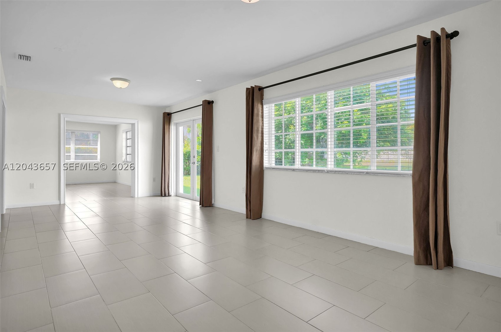 MIAMI LAKES SEC 2 - Residential