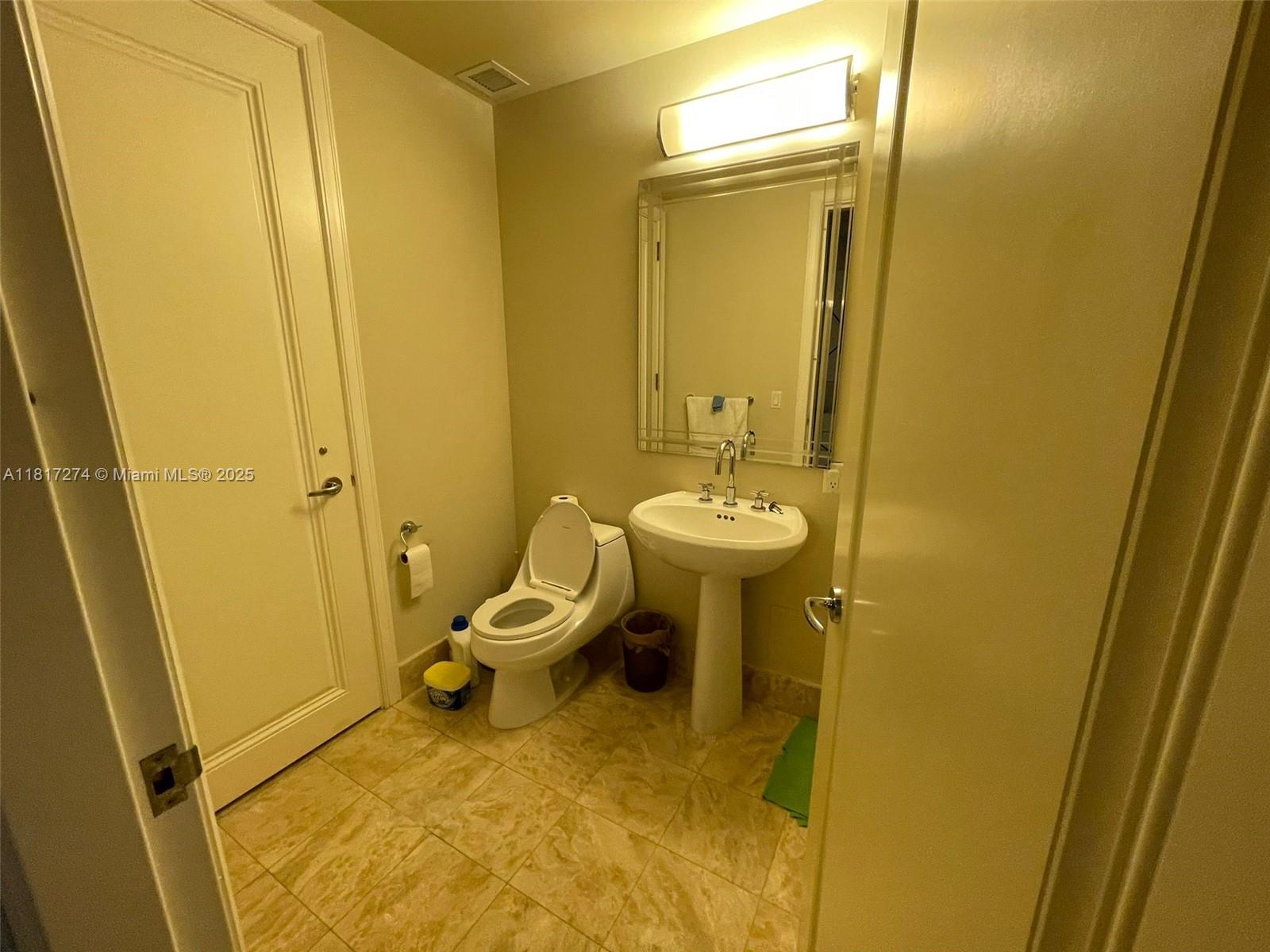 MILLENNIUM TOWER CONDOMIN - Residential Lease