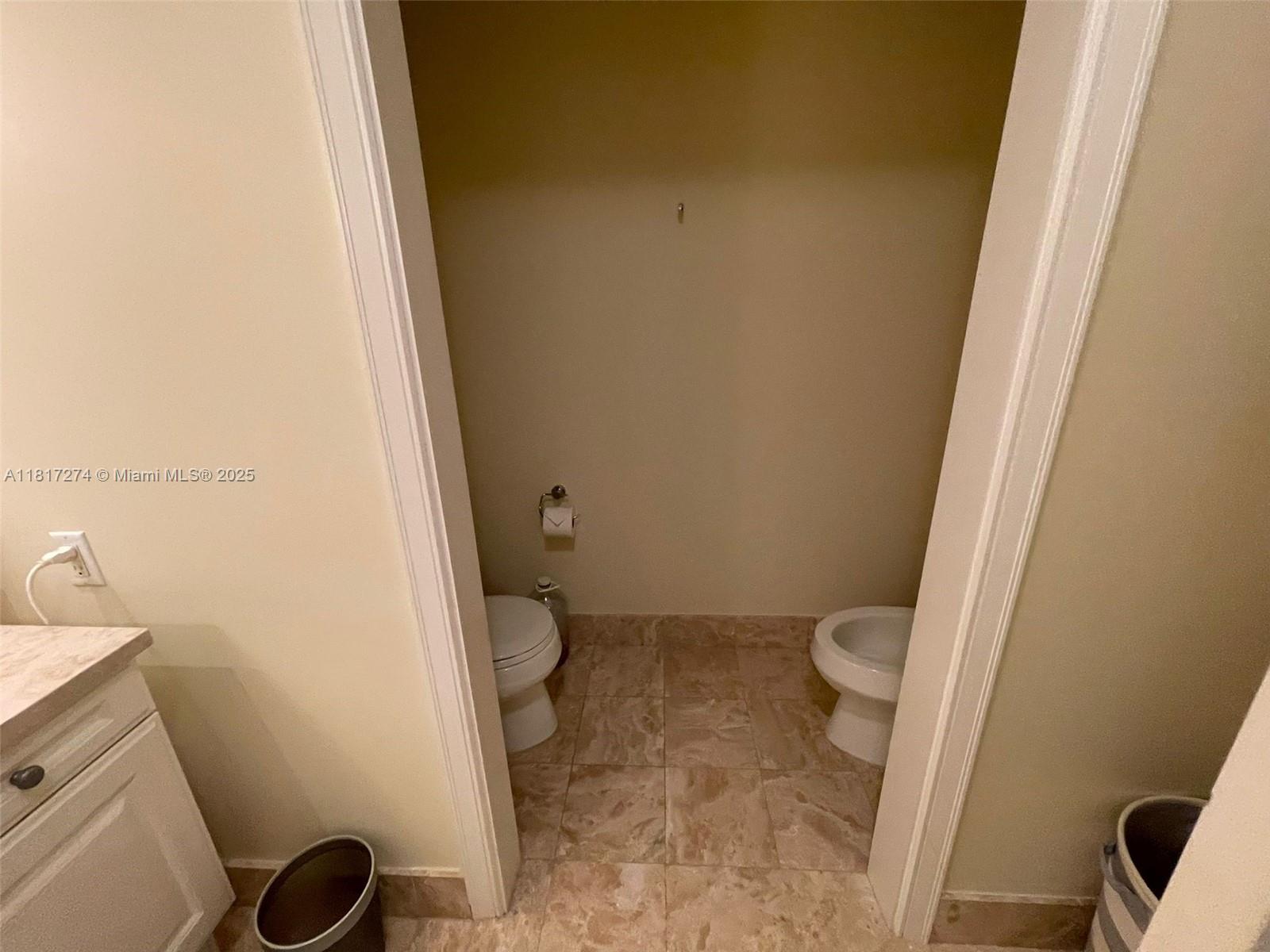 MILLENNIUM TOWER CONDOMIN - Residential Lease