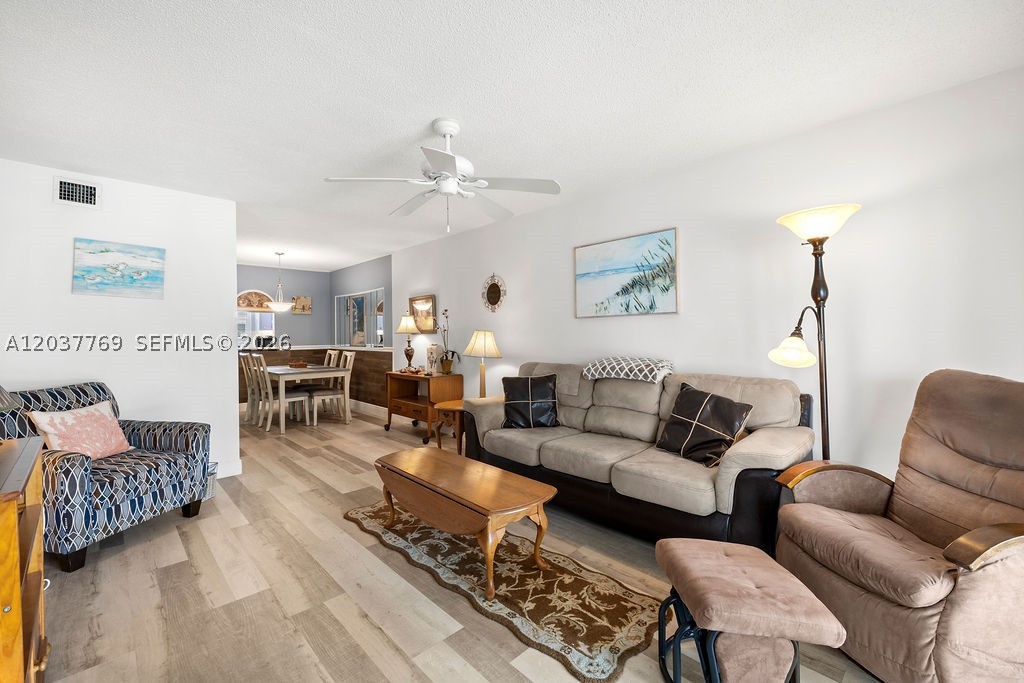 VISTA HARBOR CONDO BLDGS - Residential Lease